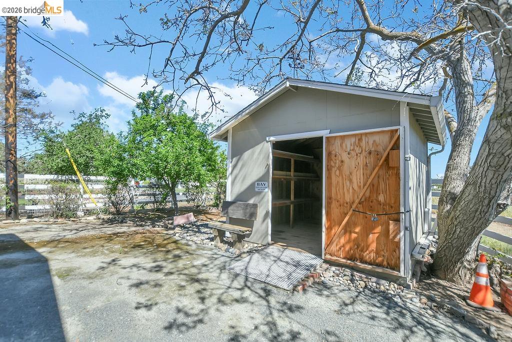 Detail Gallery Image 34 of 36 For 420 Lone Oak Ct, Brentwood,  CA 94513 - 3 Beds | 1 Baths