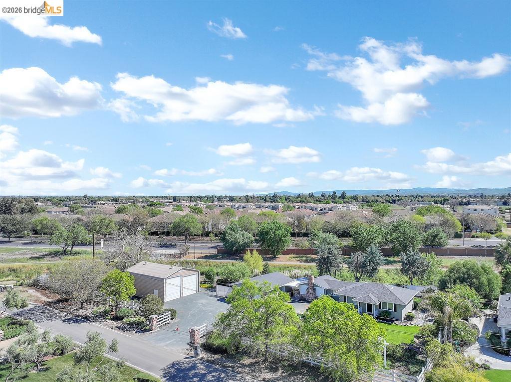 Detail Gallery Image 5 of 36 For 420 Lone Oak Ct, Brentwood,  CA 94513 - 3 Beds | 1 Baths