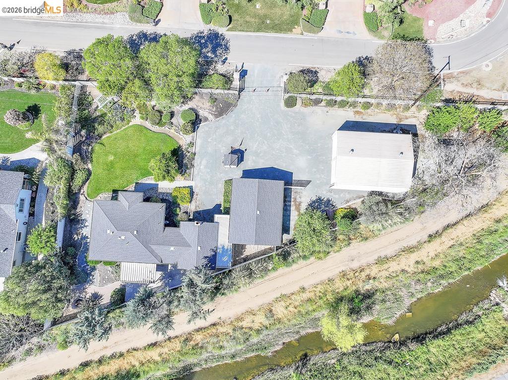 Detail Gallery Image 8 of 36 For 420 Lone Oak Ct, Brentwood,  CA 94513 - 3 Beds | 1 Baths