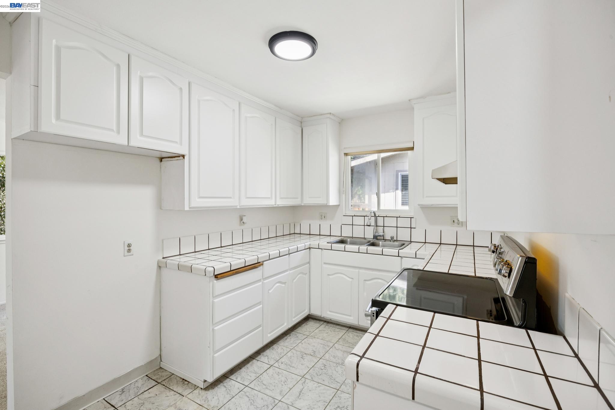 Detail Gallery Image 14 of 44 For 601 Burns Ave, Aptos,  CA 95003 - 4 Beds | 2/2 Baths