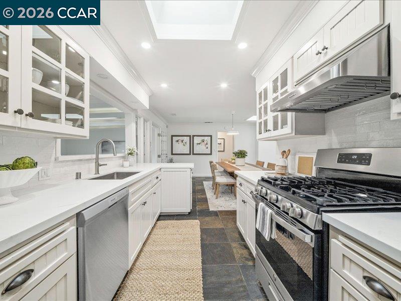 Detail Gallery Image 17 of 54 For 149 Vista Del Diablo, Danville,  CA 94526 - 4 Beds | 2 Baths