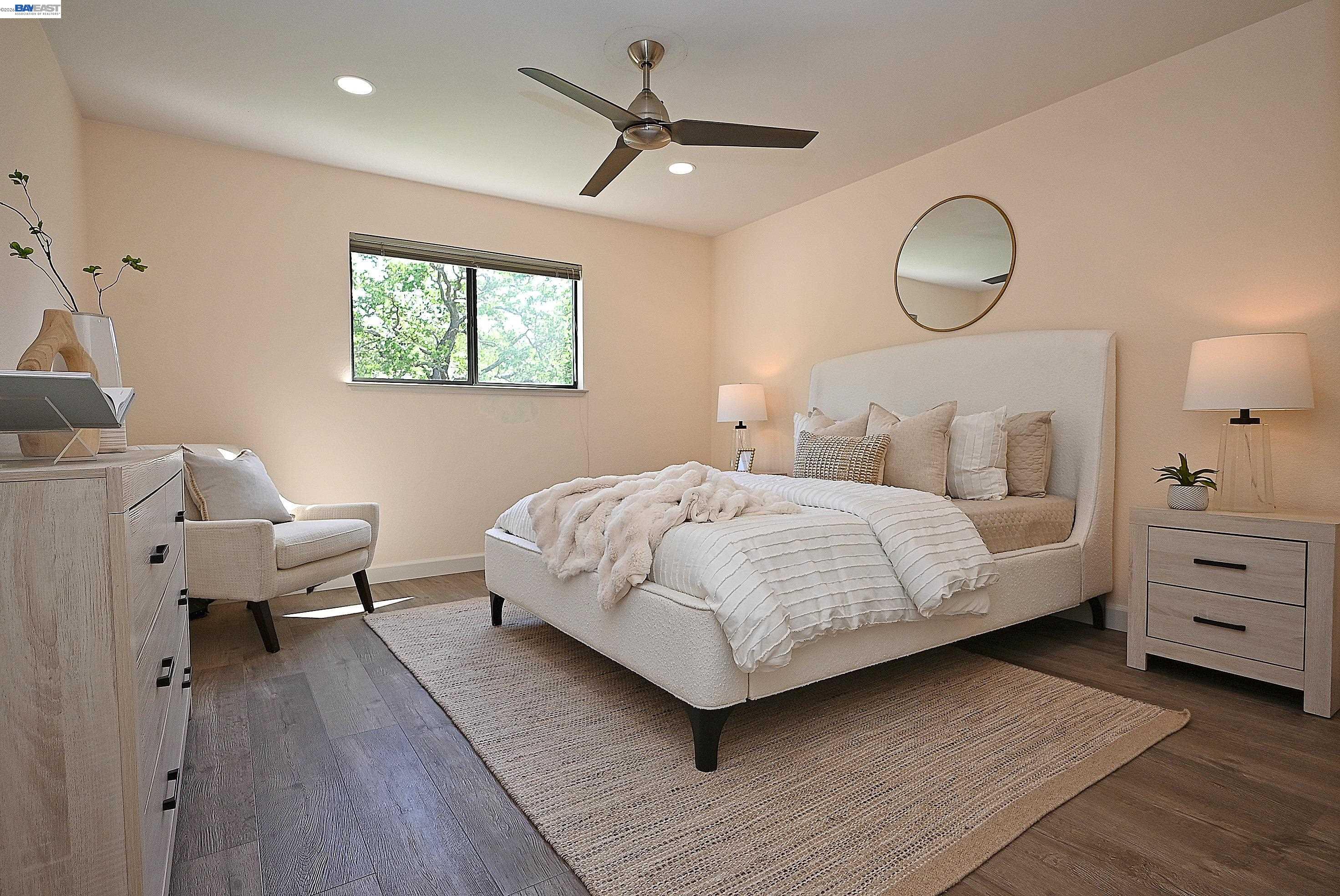 Detail Gallery Image 26 of 47 For 16 Mcnamara Ln, Martinez,  CA 94553 - 5 Beds | 3 Baths