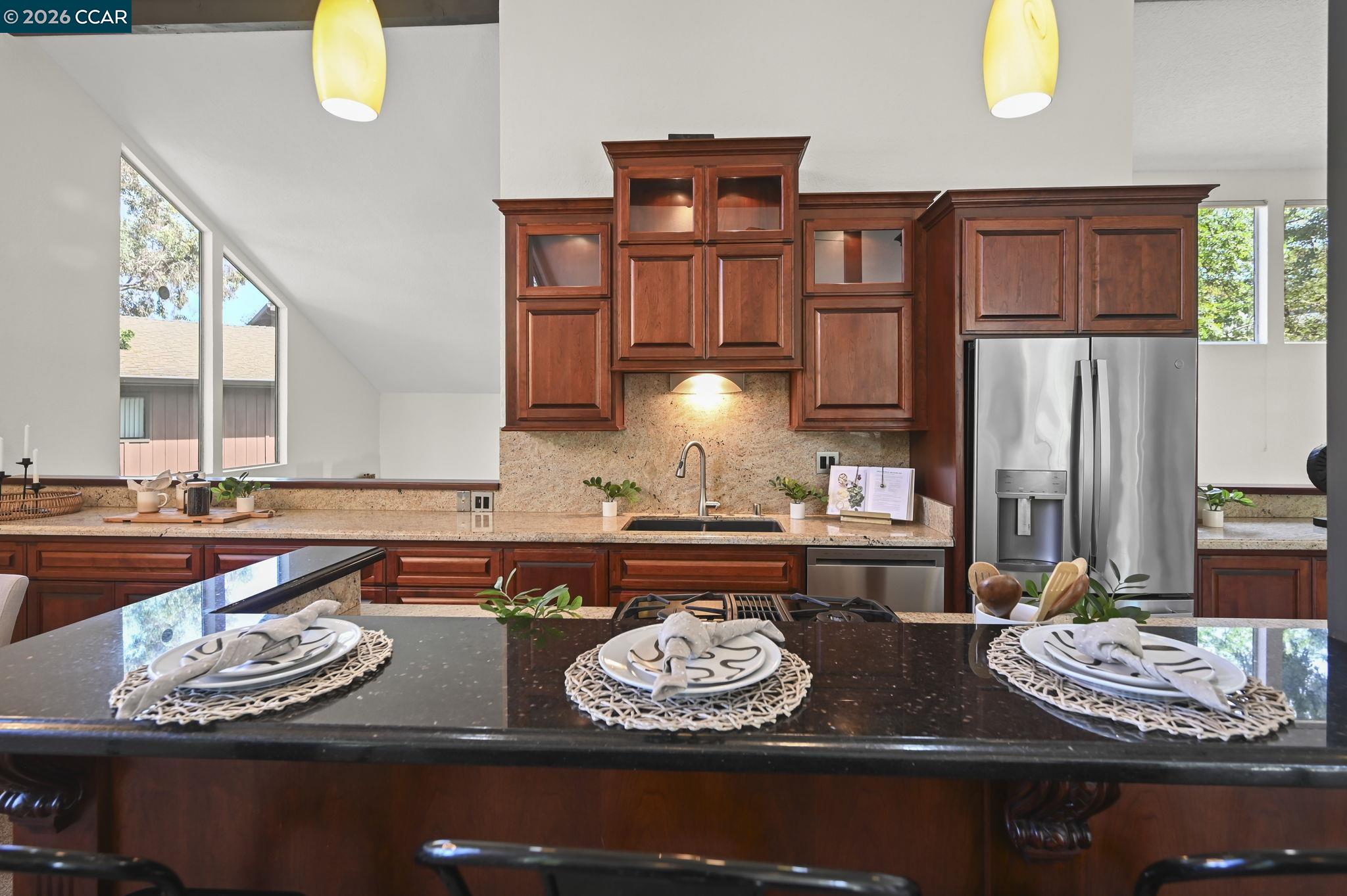 Detail Gallery Image 13 of 50 For 1418 Linton Place, Martinez,  CA 94553 - 3 Beds | 2/1 Baths