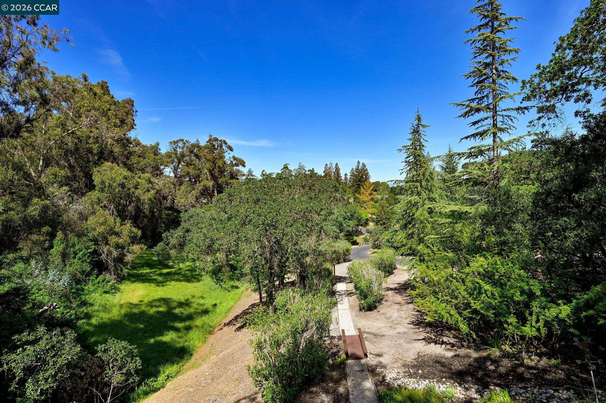 Detail Gallery Image 19 of 50 For 1418 Linton Place, Martinez,  CA 94553 - 3 Beds | 2/1 Baths