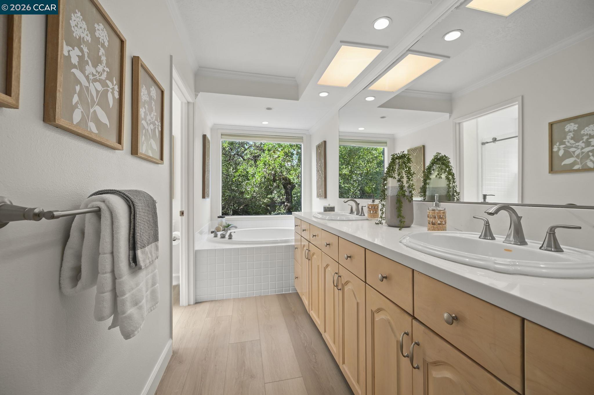 Detail Gallery Image 33 of 50 For 1418 Linton Place, Martinez,  CA 94553 - 3 Beds | 2/1 Baths