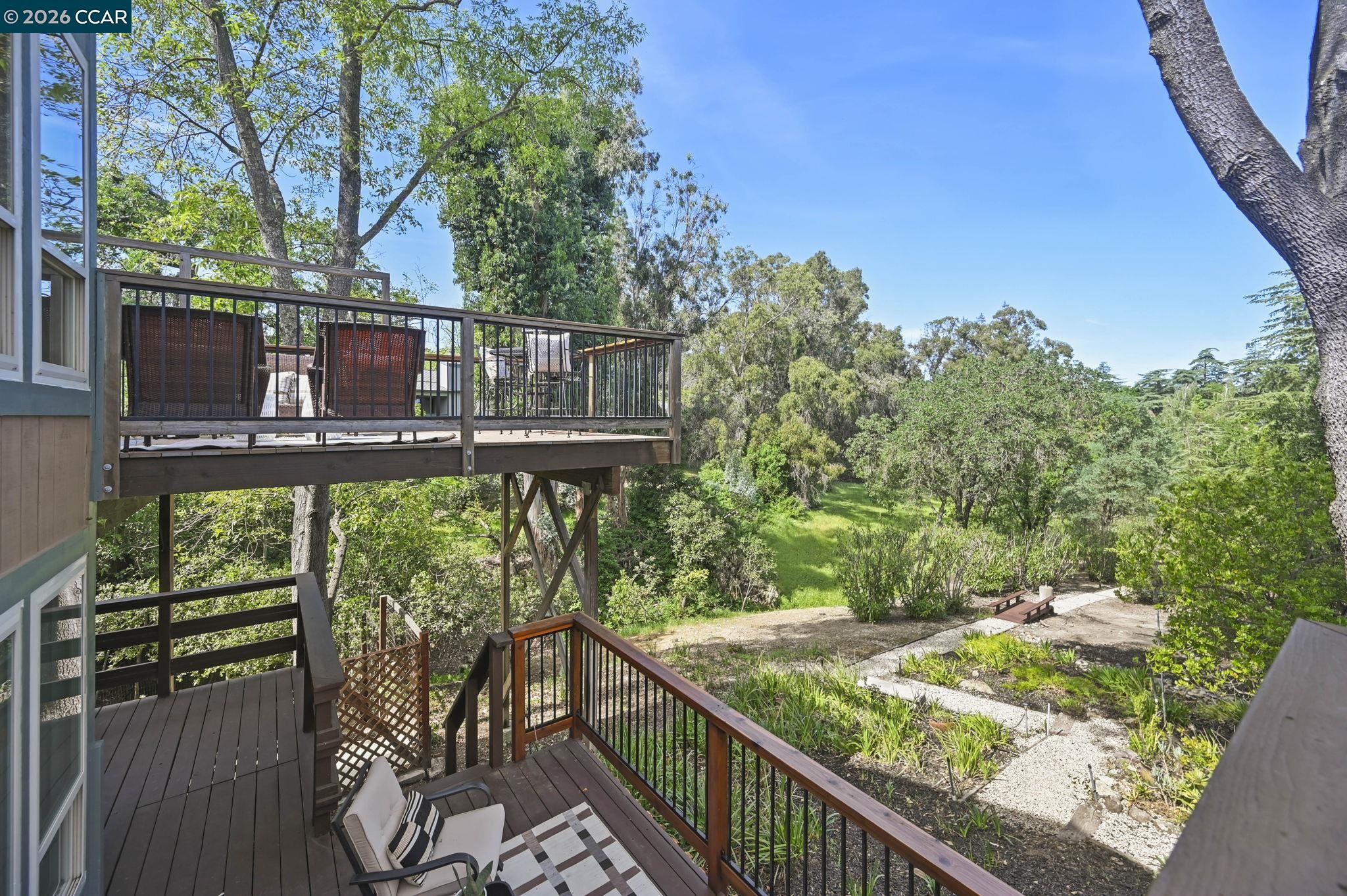 Detail Gallery Image 37 of 50 For 1418 Linton Place, Martinez,  CA 94553 - 3 Beds | 2/1 Baths