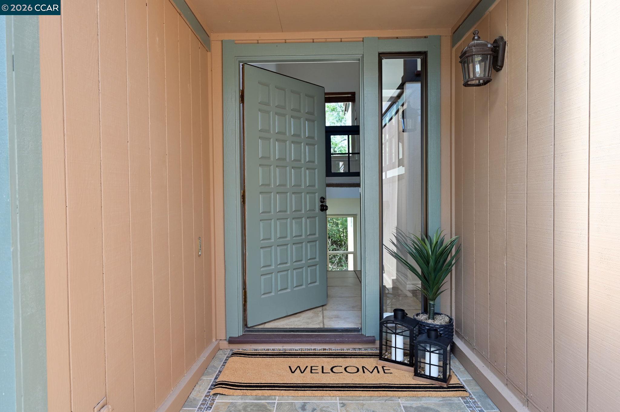 Detail Gallery Image 5 of 50 For 1418 Linton Place, Martinez,  CA 94553 - 3 Beds | 2/1 Baths