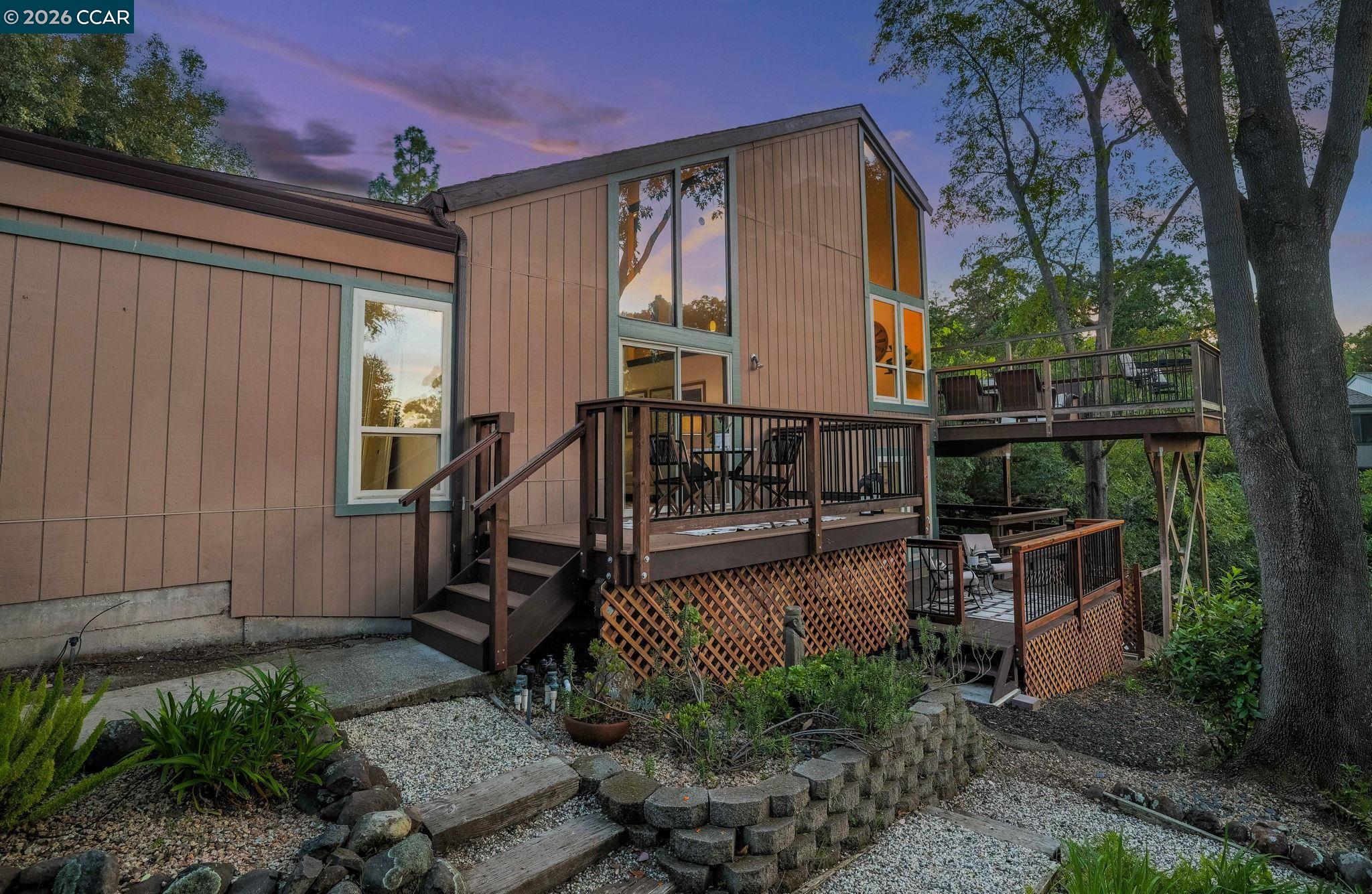 Detail Gallery Image 46 of 50 For 1418 Linton Place, Martinez,  CA 94553 - 3 Beds | 2/1 Baths