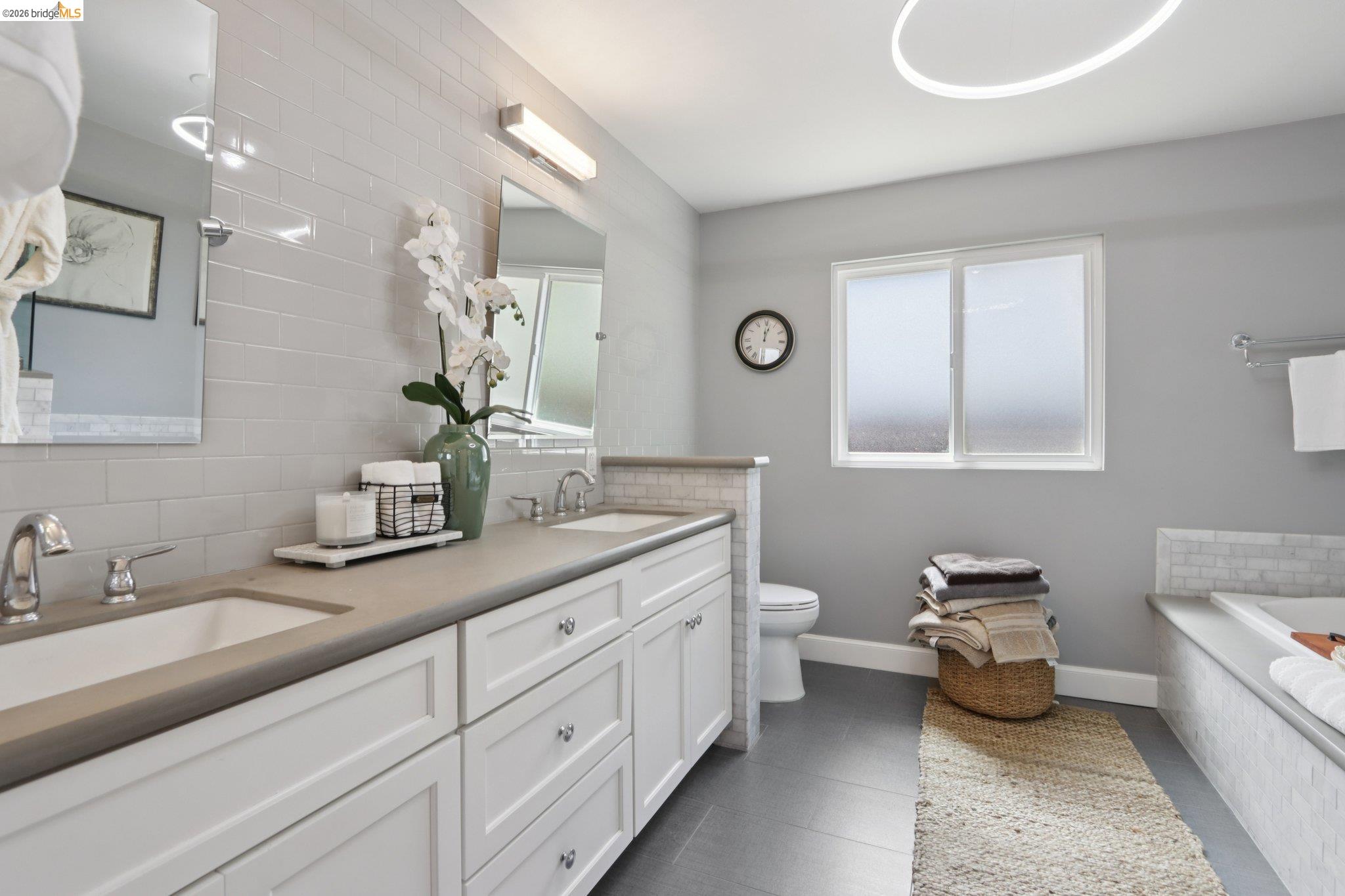 Detail Gallery Image 25 of 60 For 3744 Northridge Dr, Concord,  CA 94518 - 4 Beds | 3 Baths