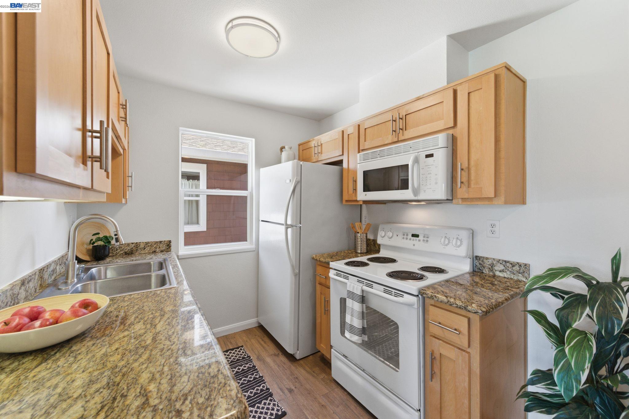 Photo #12: 41128830 Listing: Photo #12