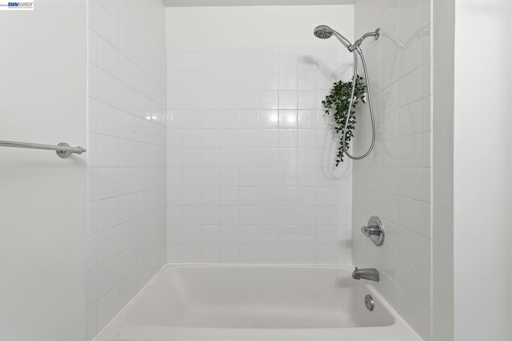 Photo #20: 41128830 Listing: Photo #20