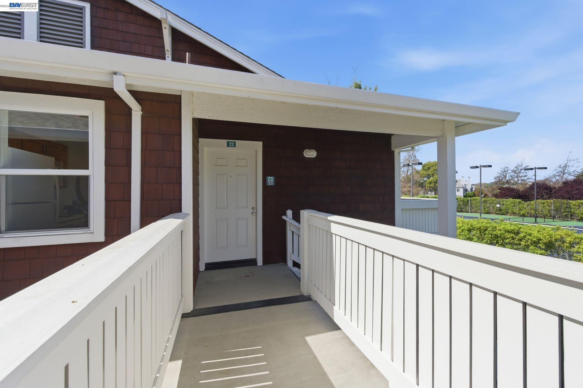 22 Marina Lakes Dr, Richmond, CA, 94804