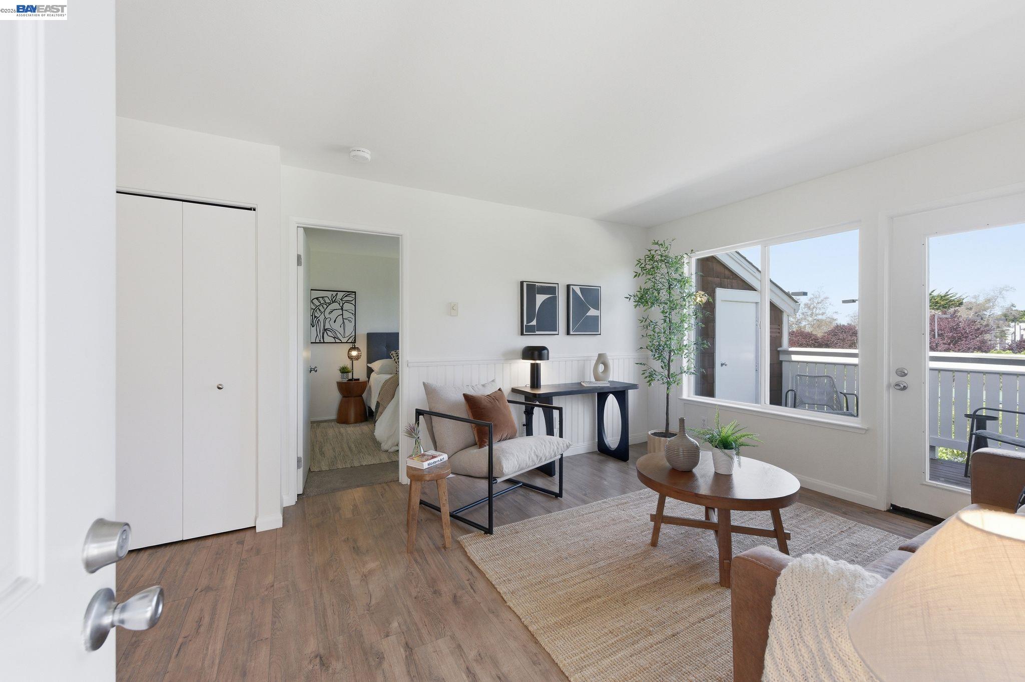 22 Marina Lakes Dr, Richmond, CA, 94804