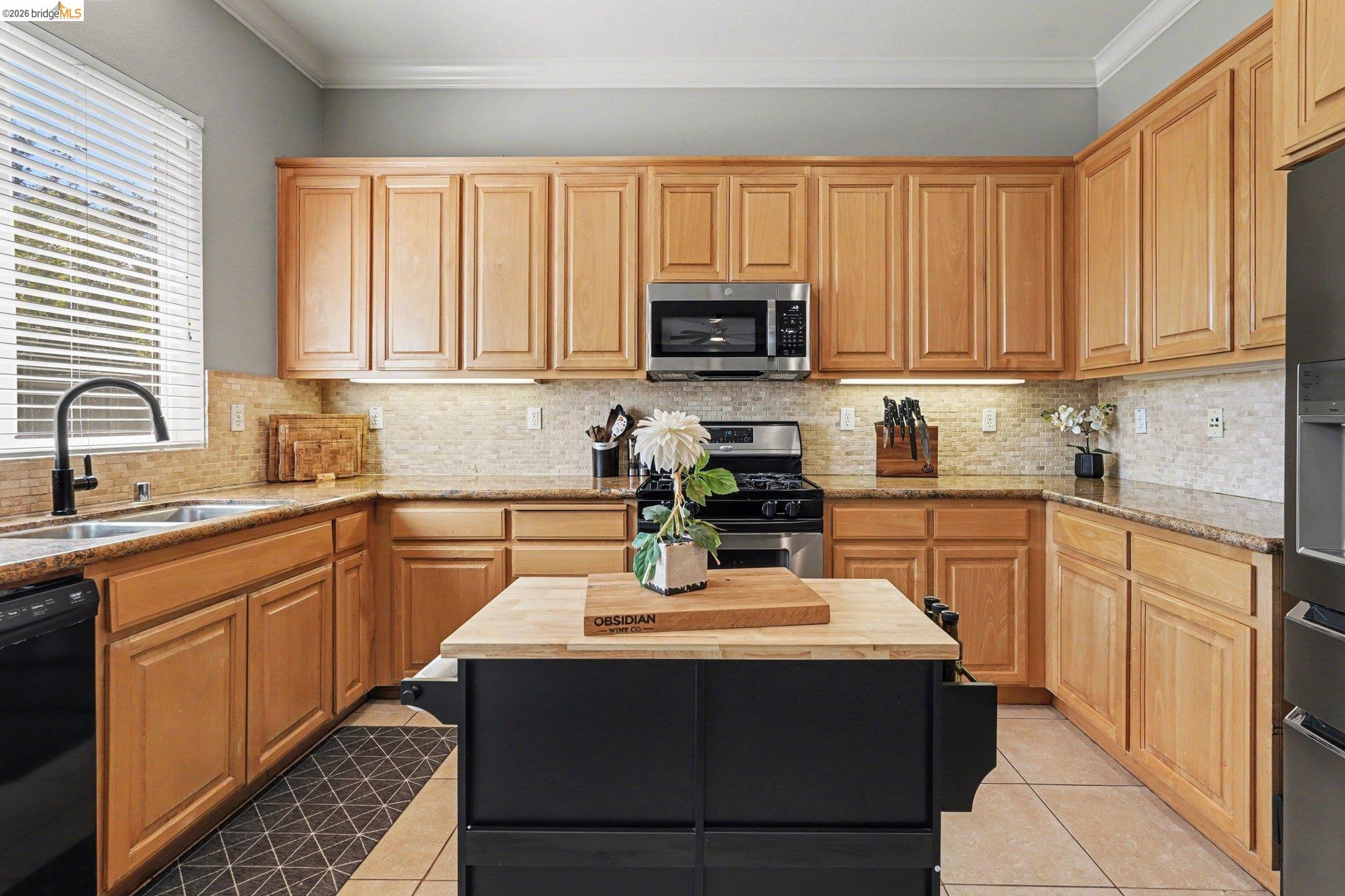 Detail Gallery Image 13 of 32 For 542 Vivian St, Brentwood,  CA 94513 - 3 Beds | 2 Baths