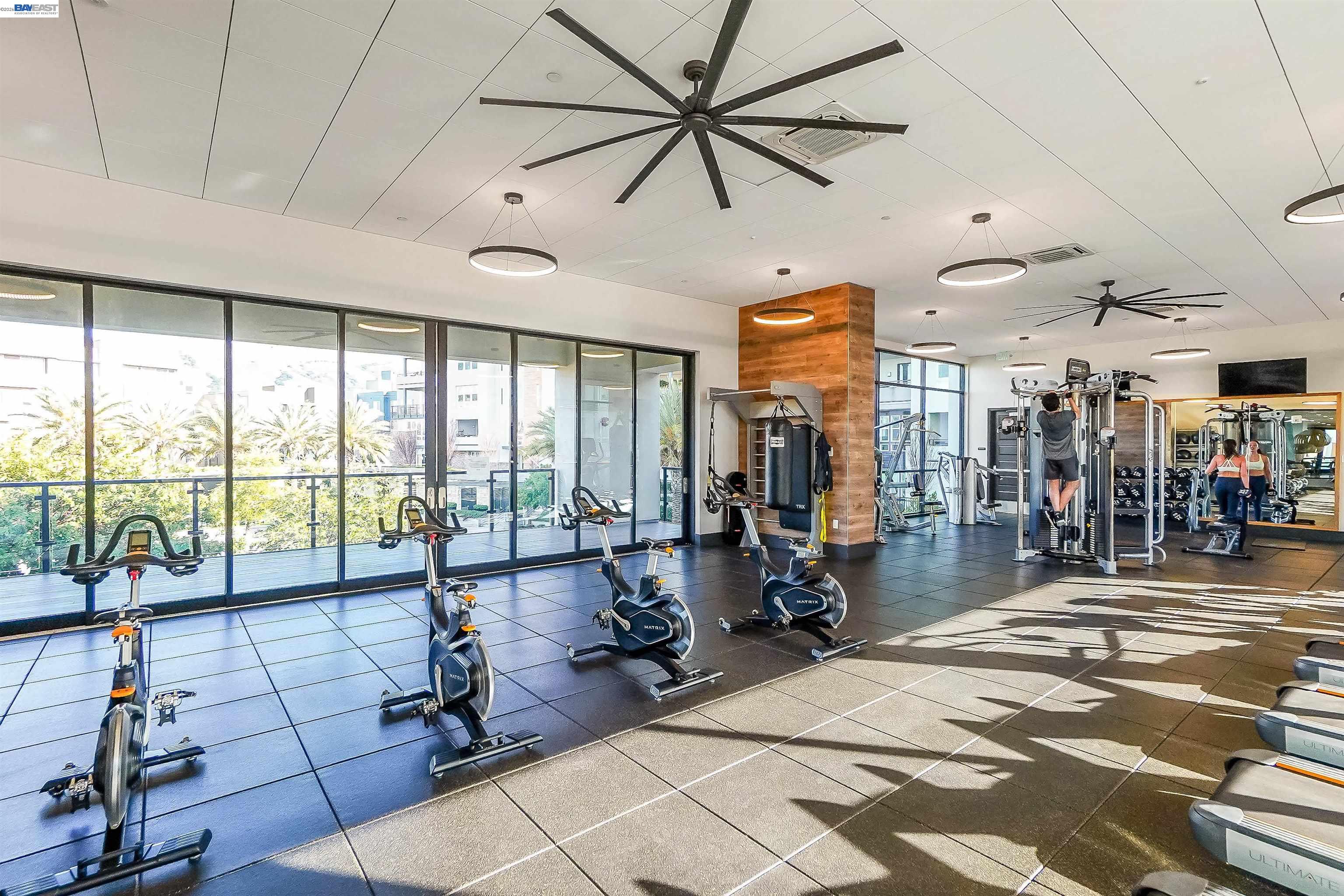 Photo #2: 41128836 Listing: Photo #2