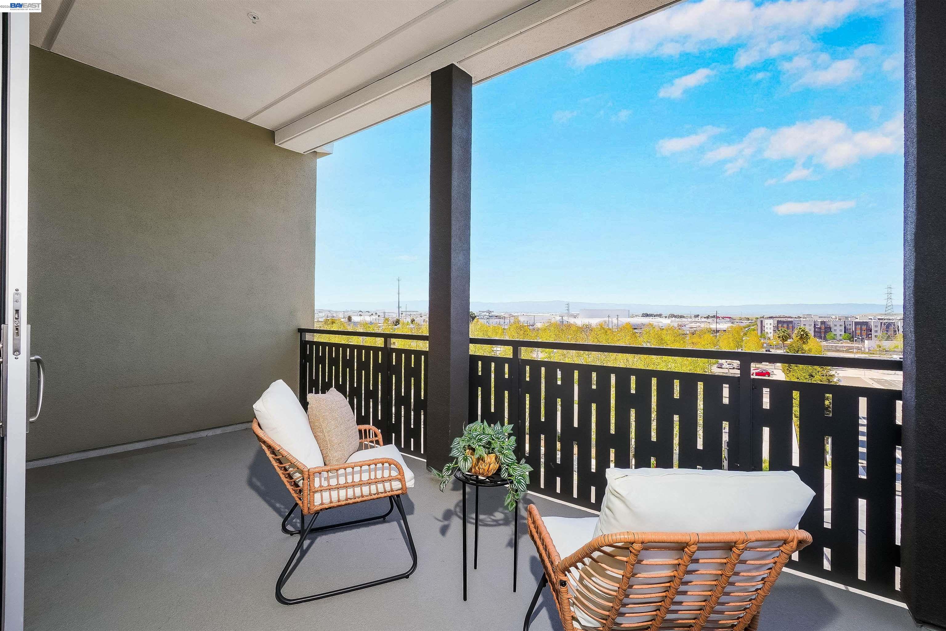 Detail Gallery Image 34 of 51 For 2250 Kilowatt Way #402,  Fremont,  CA 94539 - 3 Beds | 3 Baths