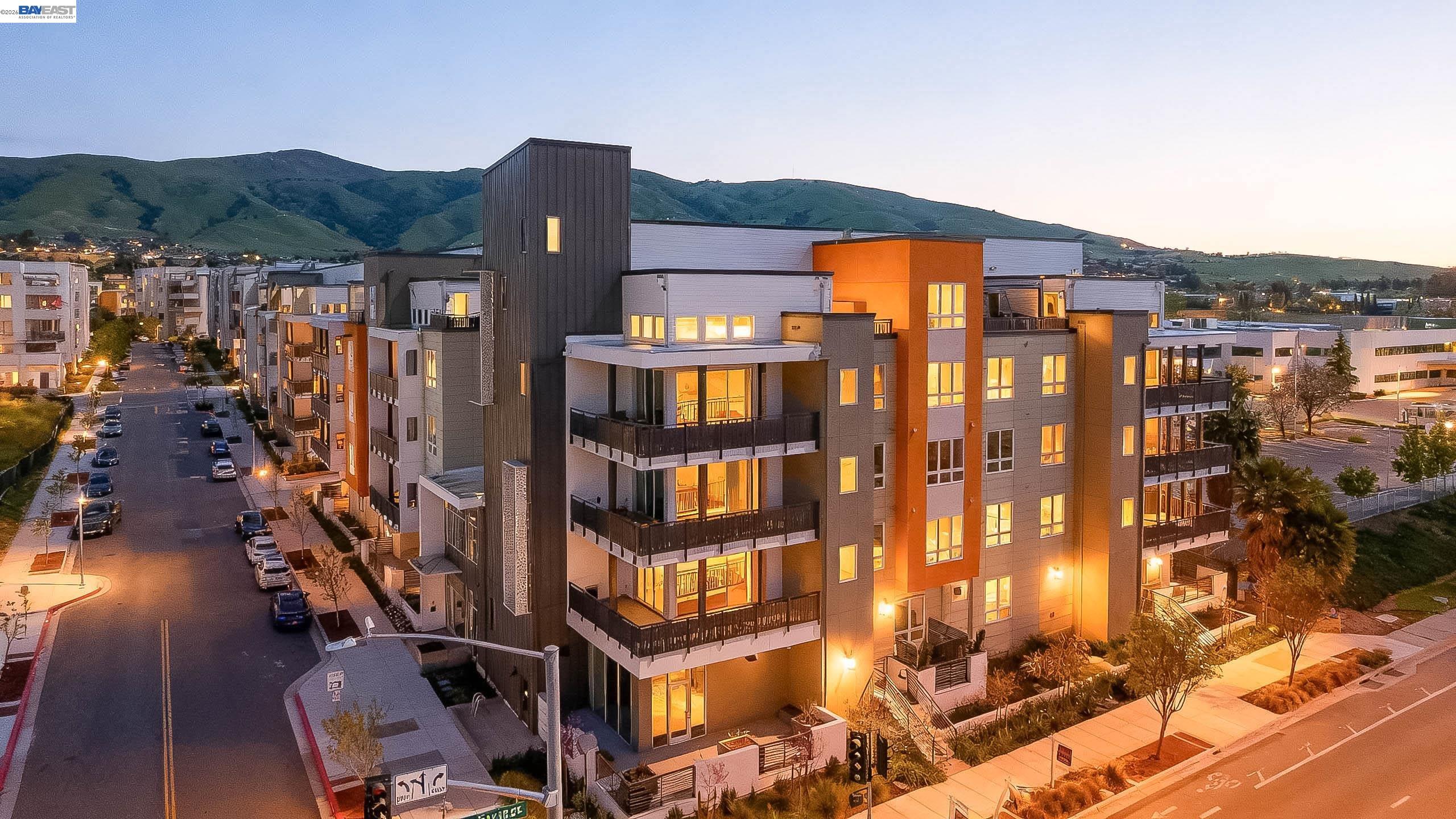 Detail Gallery Image 40 of 51 For 2250 Kilowatt Way #402,  Fremont,  CA 94539 - 3 Beds | 3 Baths