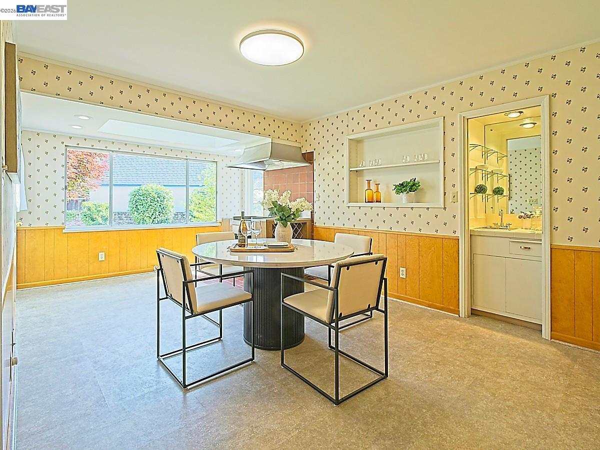 Detail Gallery Image 18 of 60 For 962 Lee Ave, San Leandro,  CA 94577 - 4 Beds | 3/1 Baths