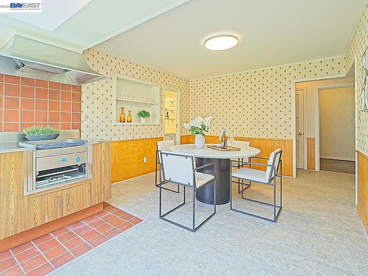 Detail Gallery Image 19 of 60 For 962 Lee Ave, San Leandro,  CA 94577 - 4 Beds | 3/1 Baths