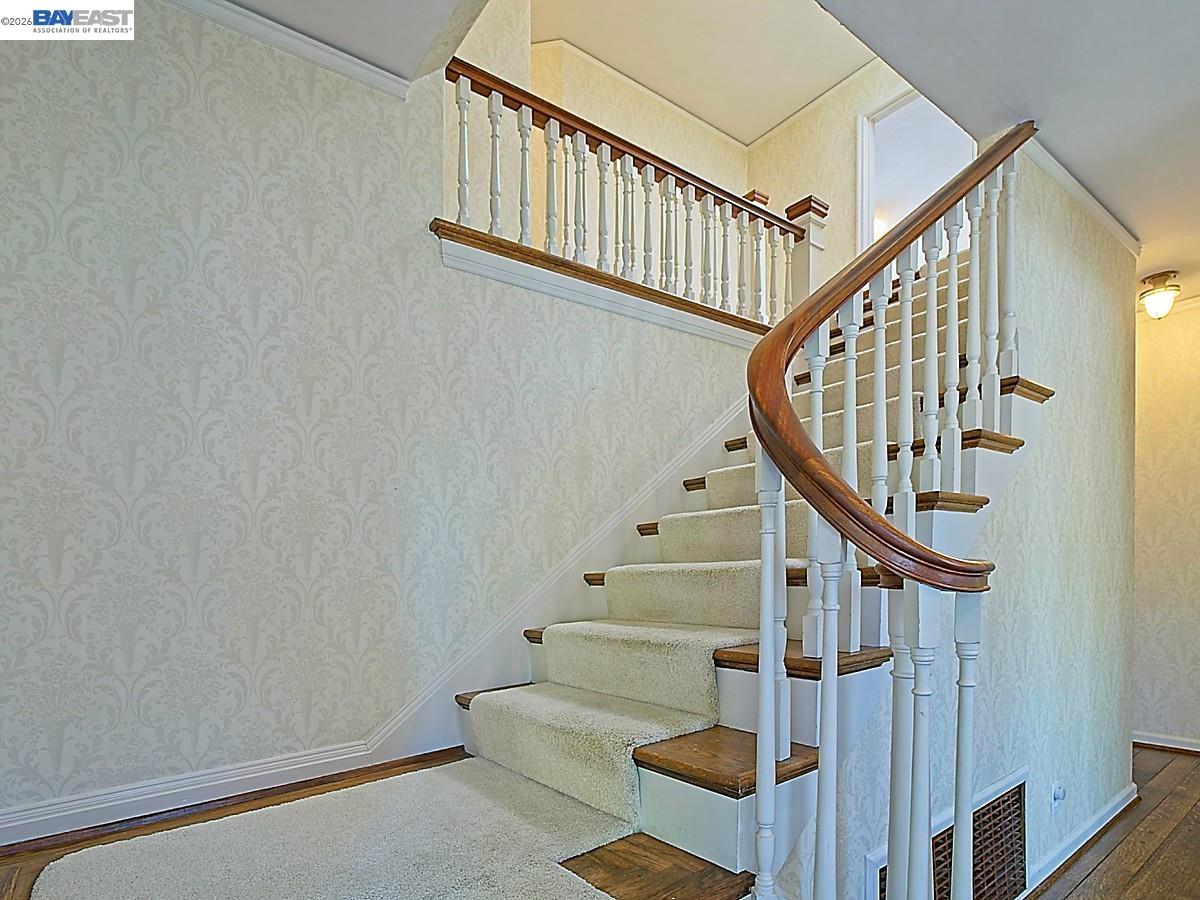 Detail Gallery Image 27 of 60 For 962 Lee Ave, San Leandro,  CA 94577 - 4 Beds | 3/1 Baths