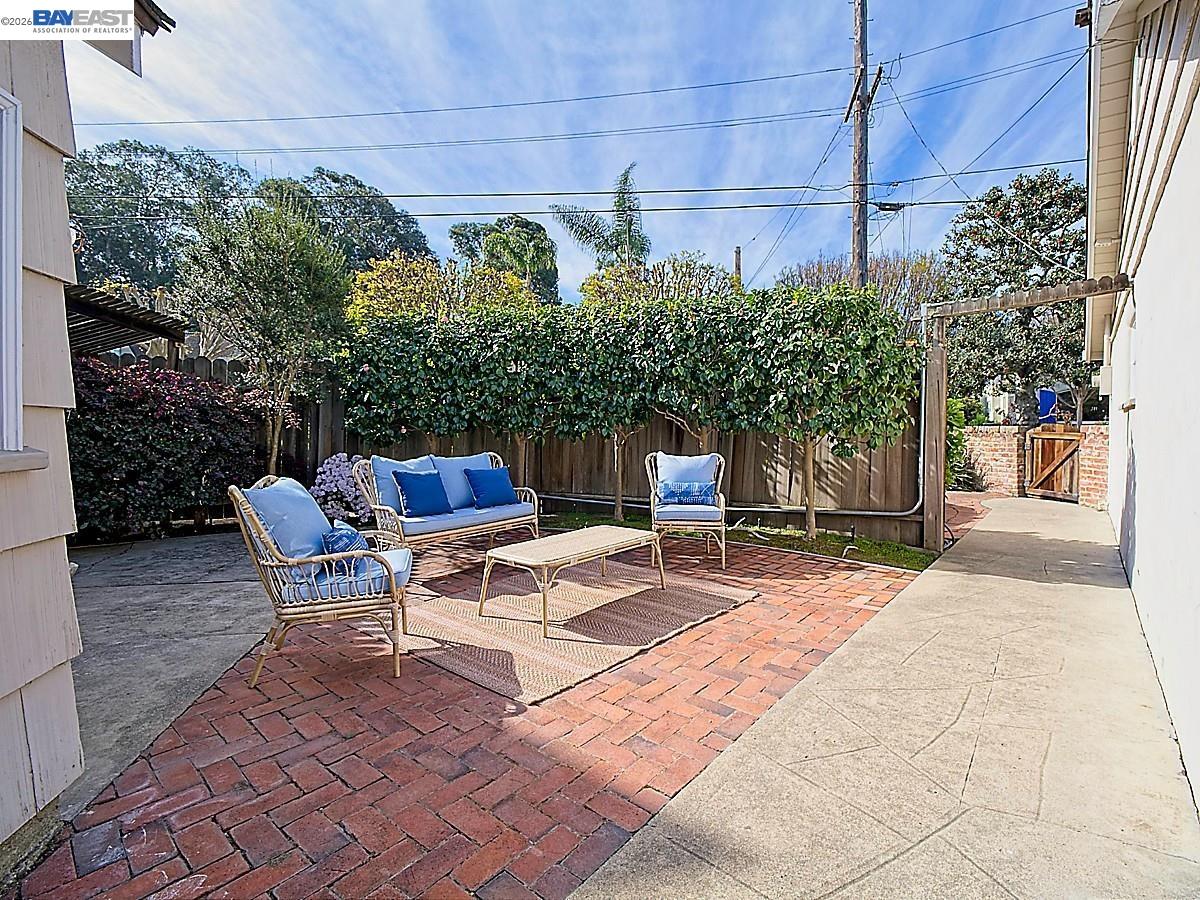 Detail Gallery Image 48 of 60 For 962 Lee Ave, San Leandro,  CA 94577 - 4 Beds | 3/1 Baths