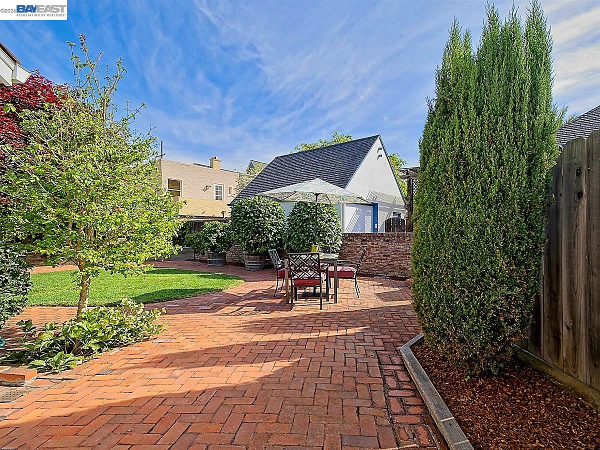 Detail Gallery Image 50 of 60 For 962 Lee Ave, San Leandro,  CA 94577 - 4 Beds | 3/1 Baths