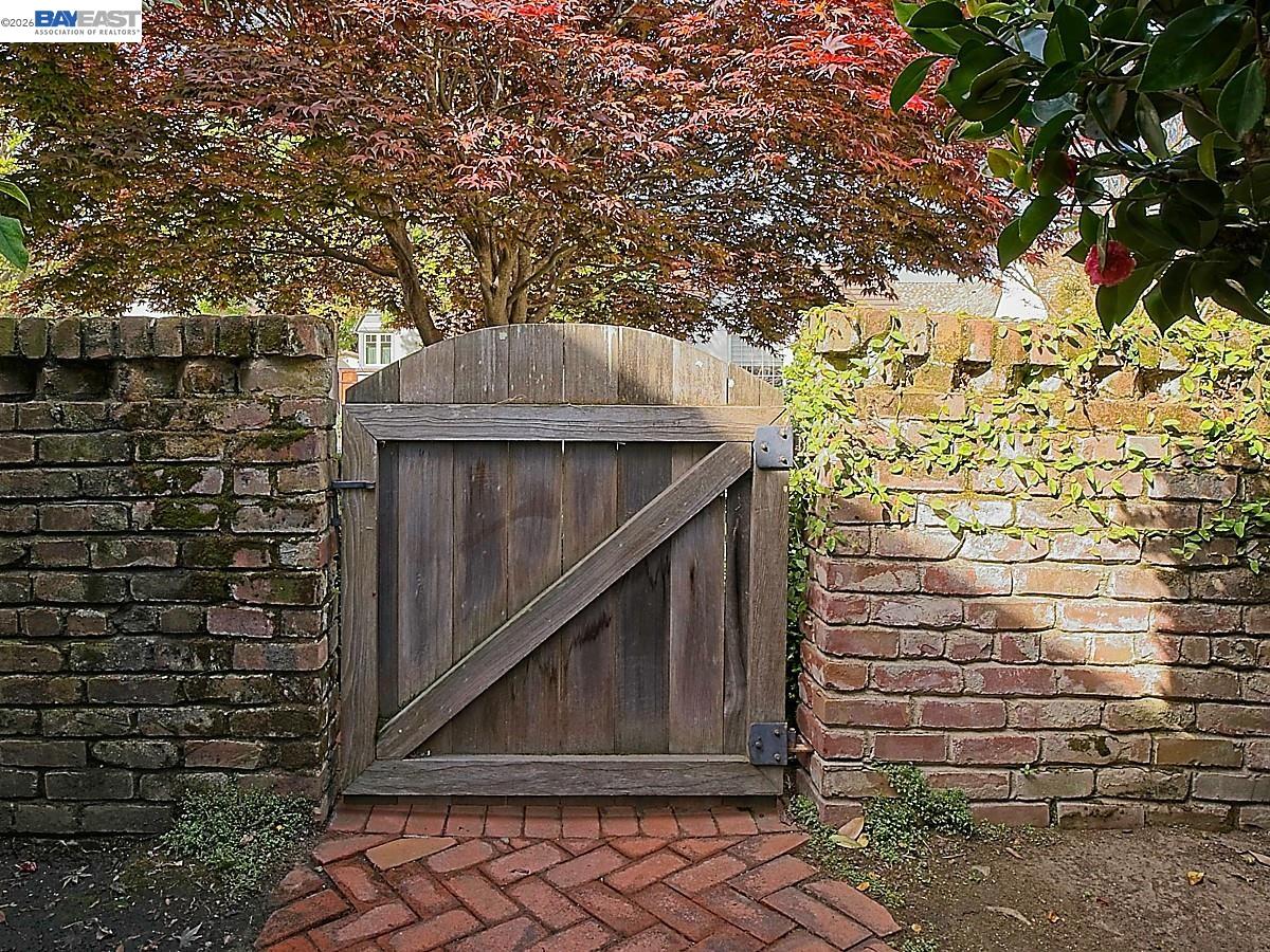 Detail Gallery Image 59 of 60 For 962 Lee Ave, San Leandro,  CA 94577 - 4 Beds | 3/1 Baths