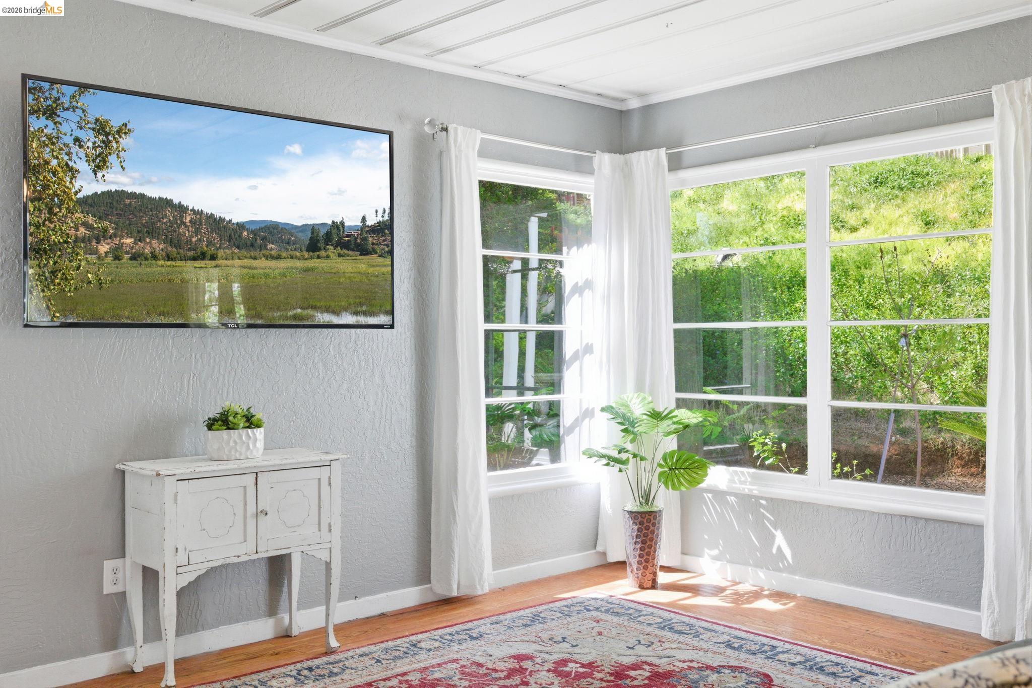 Detail Gallery Image 8 of 39 For 757 E Bald Mountain Rd, Sonora,  CA 95370 - 2 Beds | 1 Baths