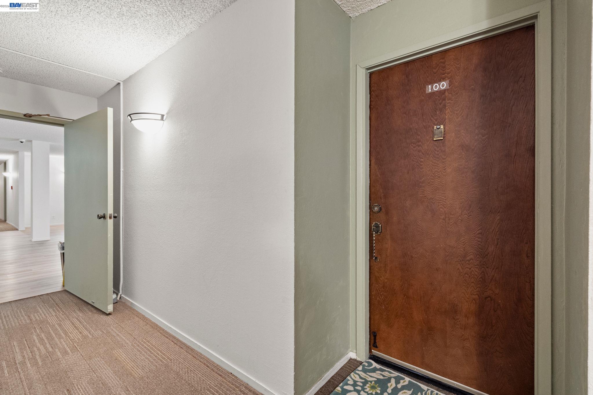 Photo #2: 41128842 Listing: Photo #2