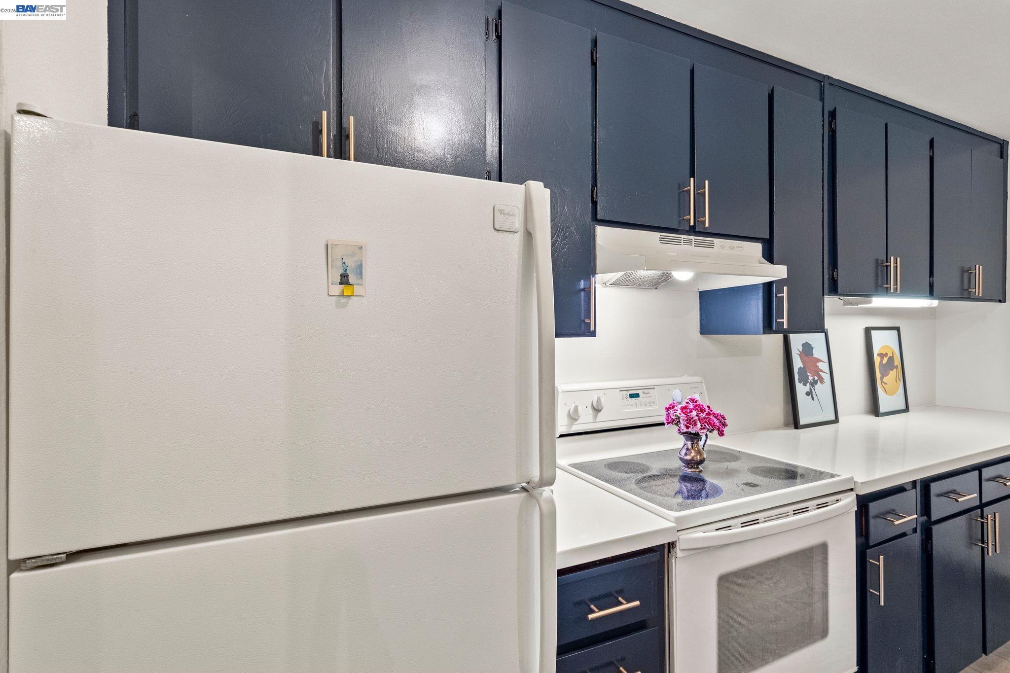 Photo #4: 41128842 Listing: Photo #4