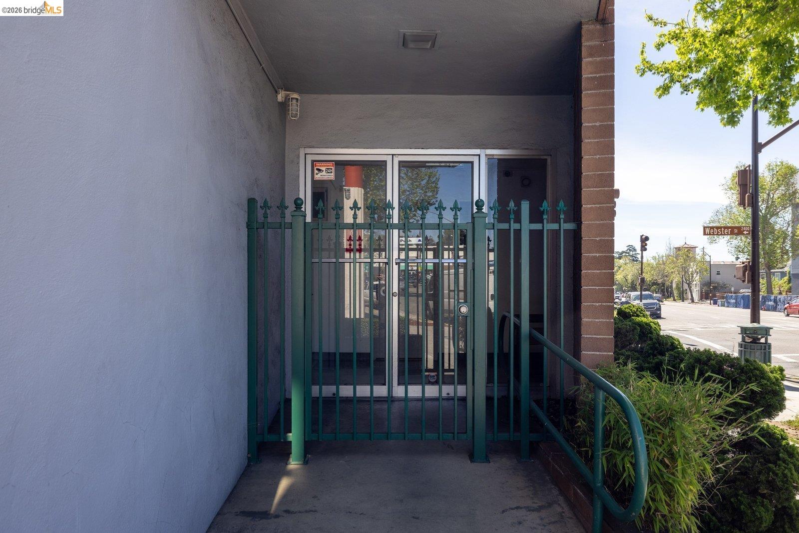 Detail Gallery Image 10 of 51 For 3021 Telegraph Ave, Berkeley,  CA 94705 - – Beds | – Baths