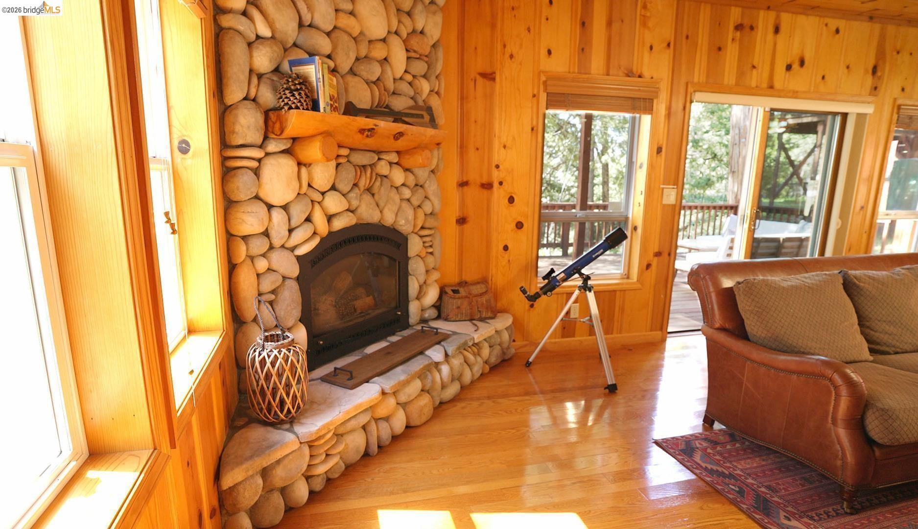 Detail Gallery Image 7 of 38 For 22912 Sierra Dr, Twain Harte,  CA 95383 - 3 Beds | 2 Baths