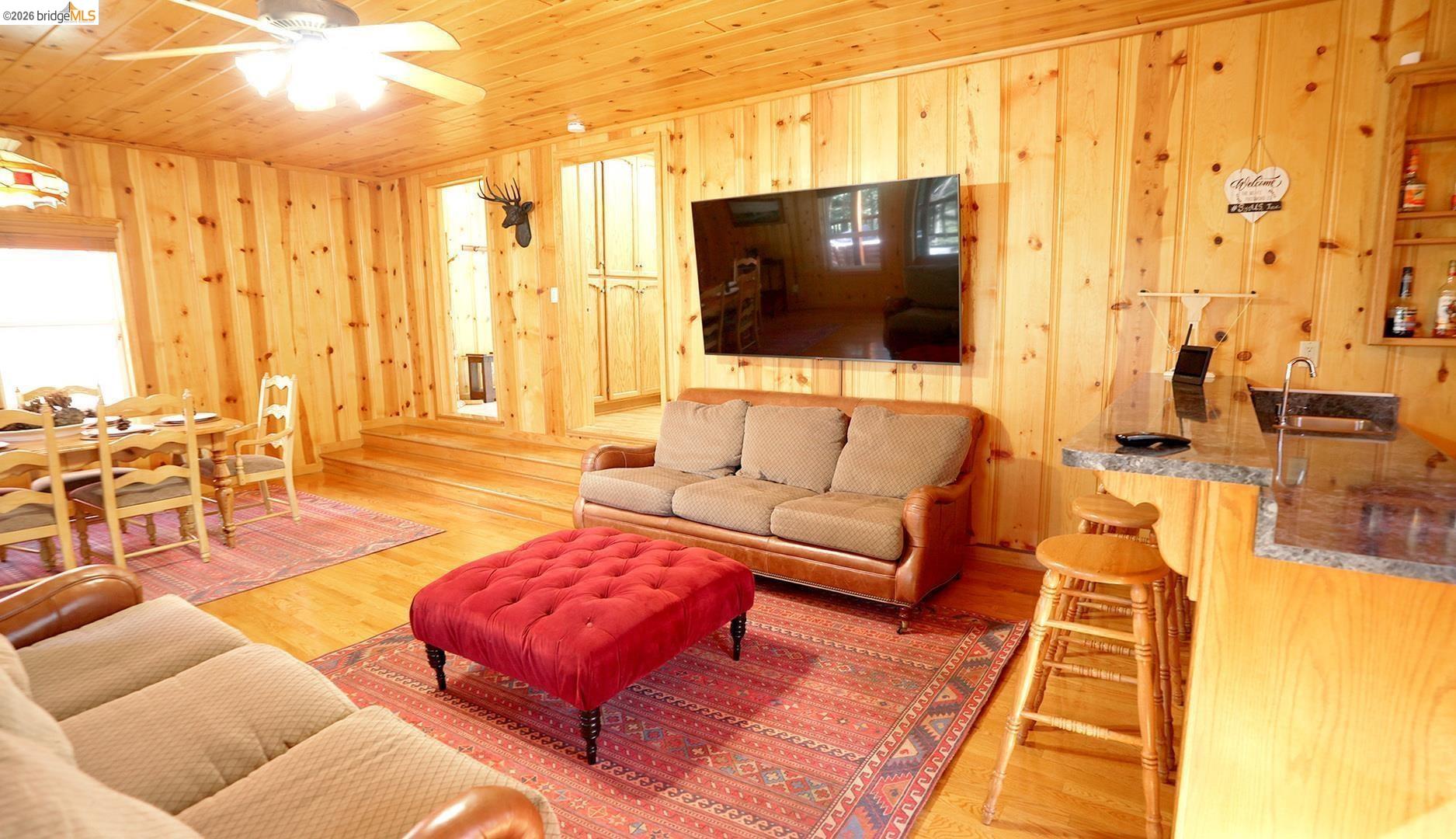 Detail Gallery Image 8 of 38 For 22912 Sierra Dr, Twain Harte,  CA 95383 - 3 Beds | 2 Baths