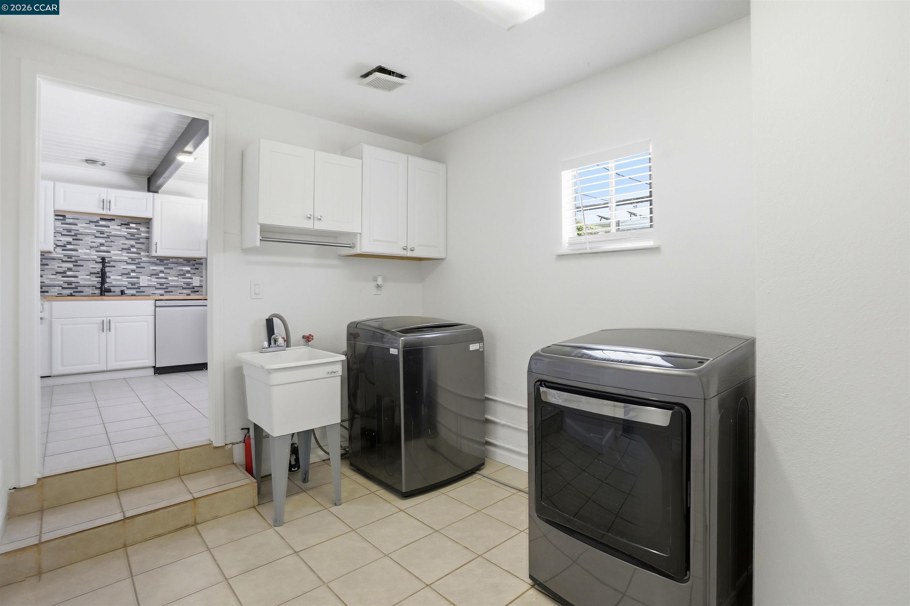 Detail Gallery Image 26 of 32 For 2828 Hilltop, Concord,  CA 94520 - 4 Beds | 2 Baths