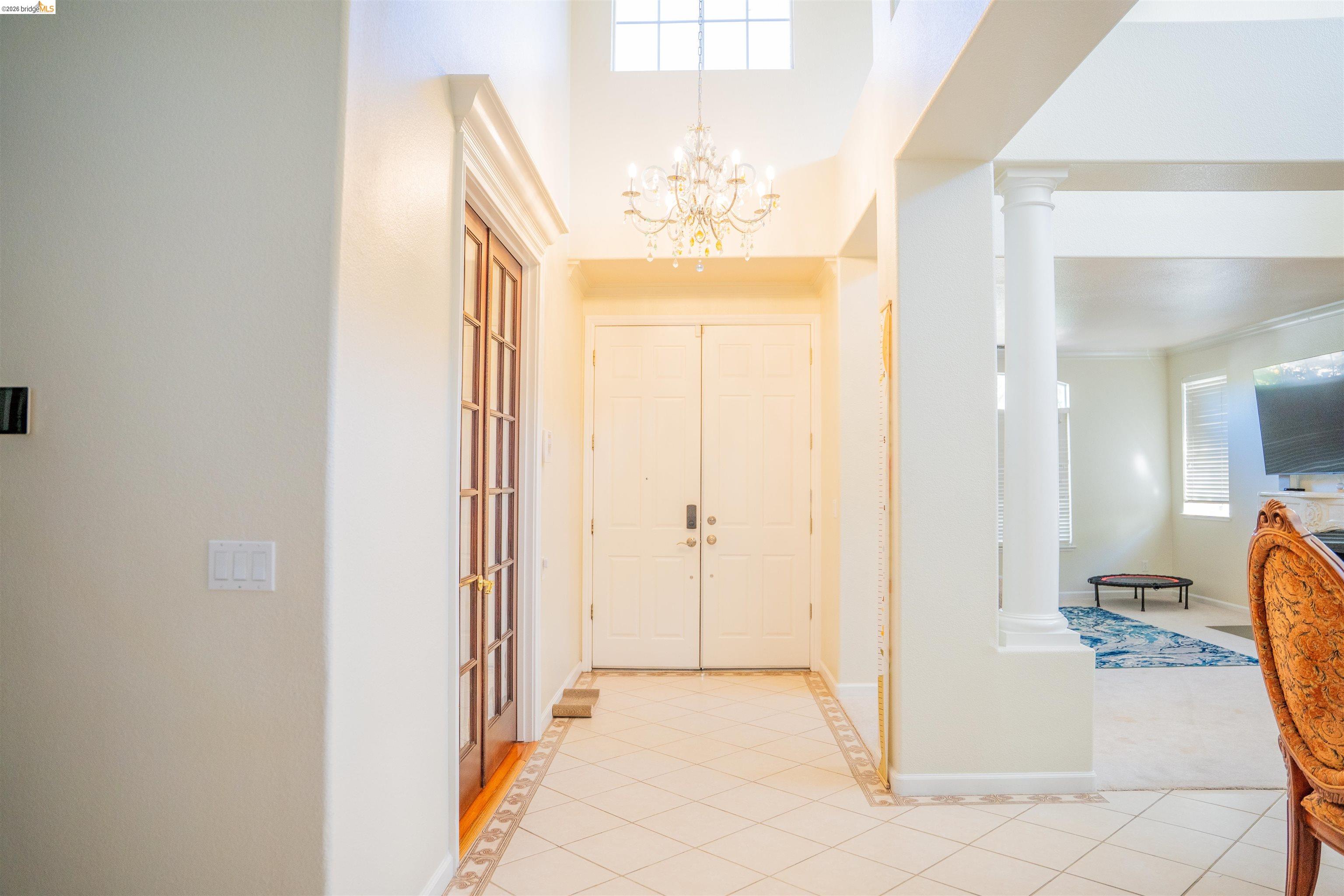 Detail Gallery Image 9 of 43 For 5230 E Henderson Ct, Antioch,  CA 94531 - 7 Beds | 4 Baths