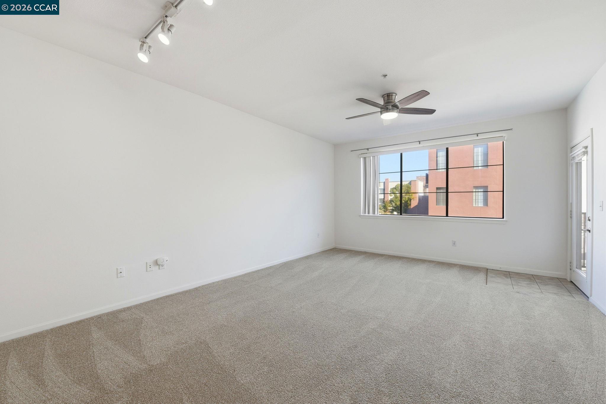 Detail Gallery Image 18 of 45 For 1060 S 3rd St #202,  San Jose,  CA 95112 - 1 Beds | 1 Baths