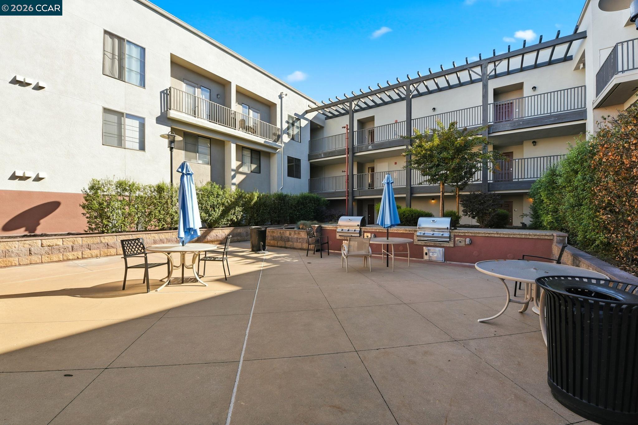 Detail Gallery Image 30 of 44 For 1060 S 3rd St #202,  San Jose,  CA 95112 - 1 Beds | 1 Baths