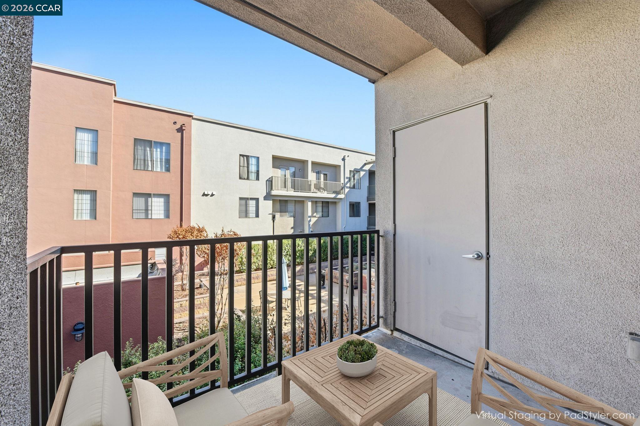 Detail Gallery Image 6 of 44 For 1060 S 3rd St #202,  San Jose,  CA 95112 - 1 Beds | 1 Baths