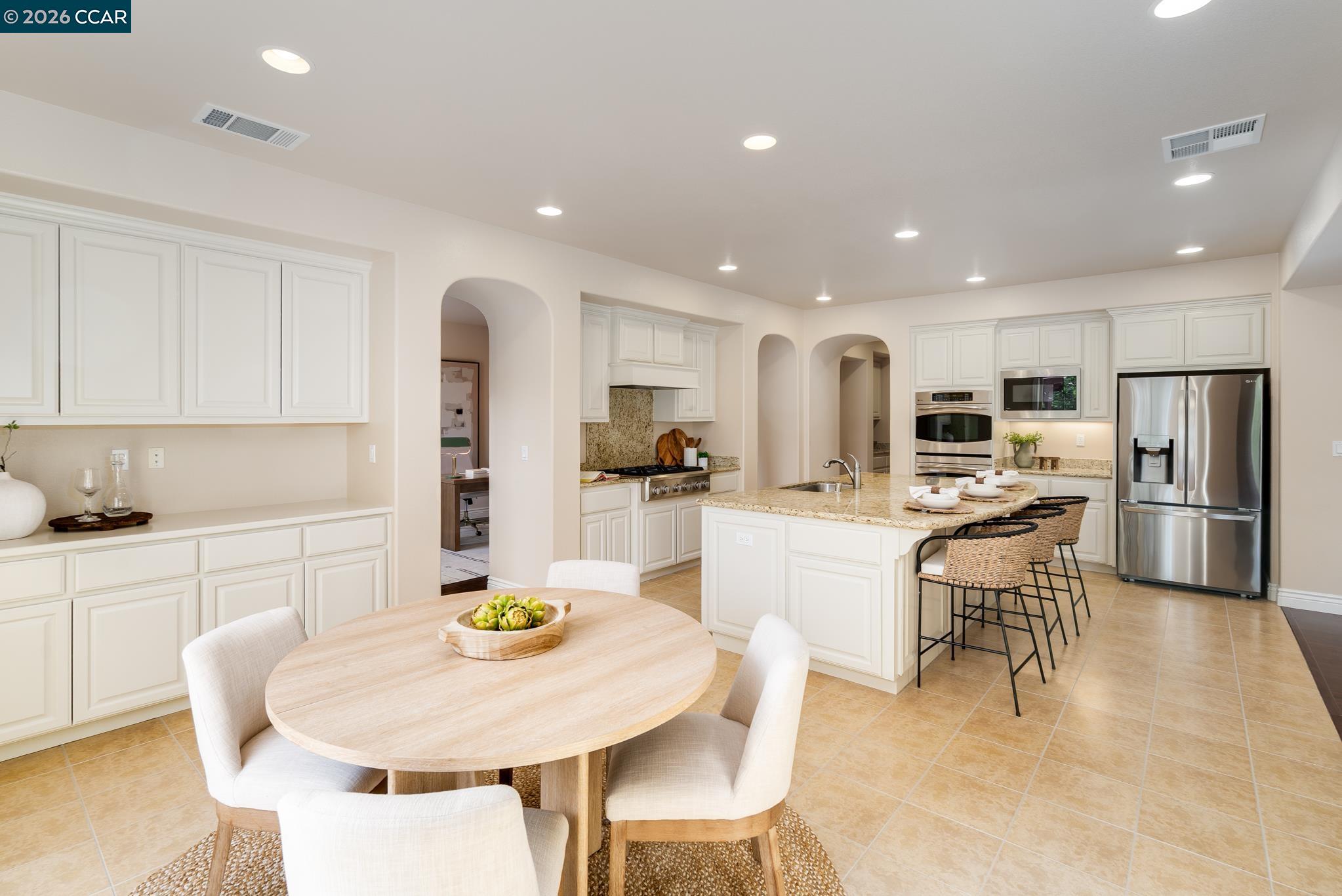 Detail Gallery Image 18 of 52 For 7898 Kennard Ln, San Ramon,  CA 94582 - 5 Beds | 4/1 Baths