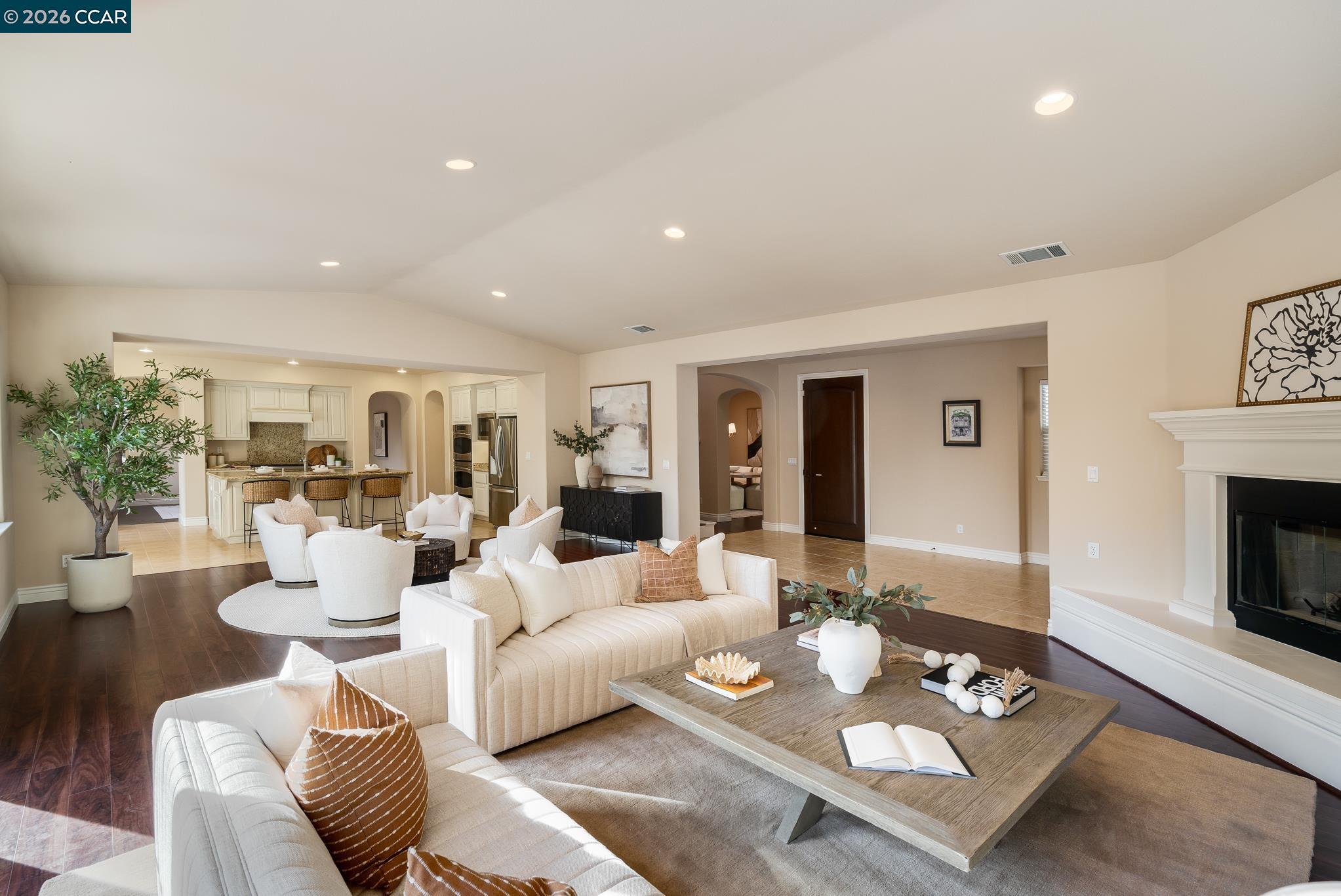 Detail Gallery Image 10 of 52 For 7898 Kennard Ln, San Ramon,  CA 94582 - 5 Beds | 4/1 Baths