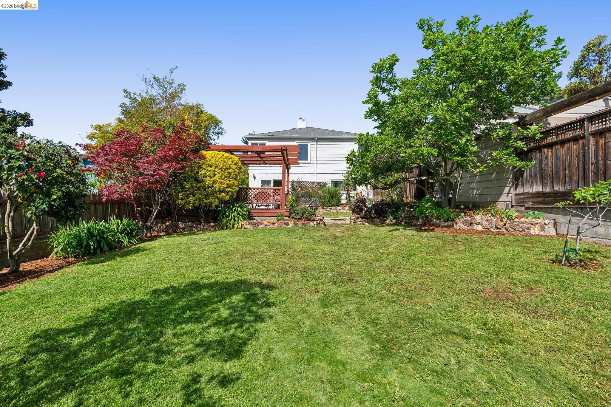 Detail Gallery Image 26 of 26 For 3824 Enos Ave, Oakland,  CA 94619 - 3 Beds | 2 Baths