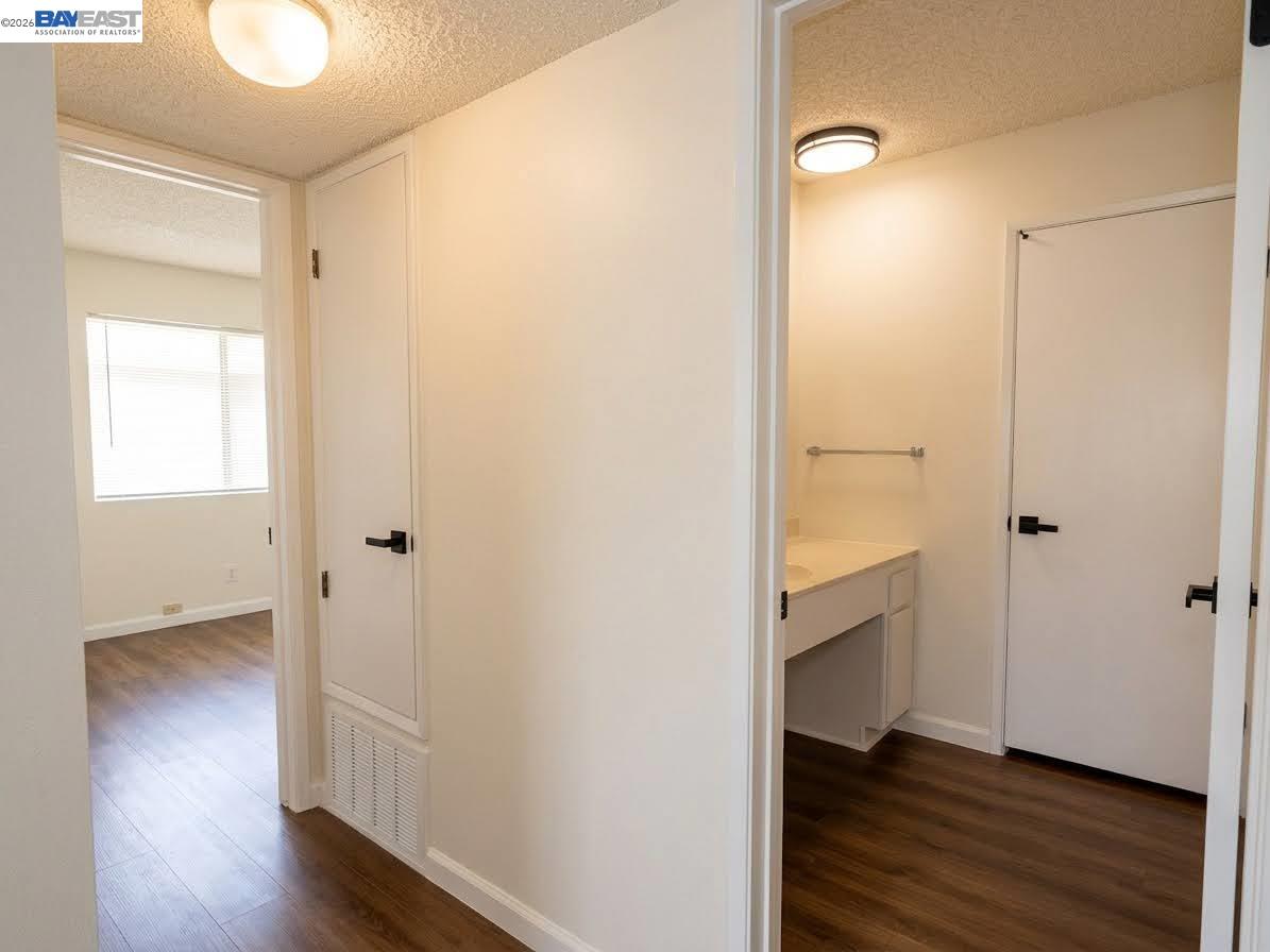 Detail Gallery Image 10 of 12 For 796 Woodside Ln #1,  Sacramento,  CA 95825 - 2 Beds | 1 Baths