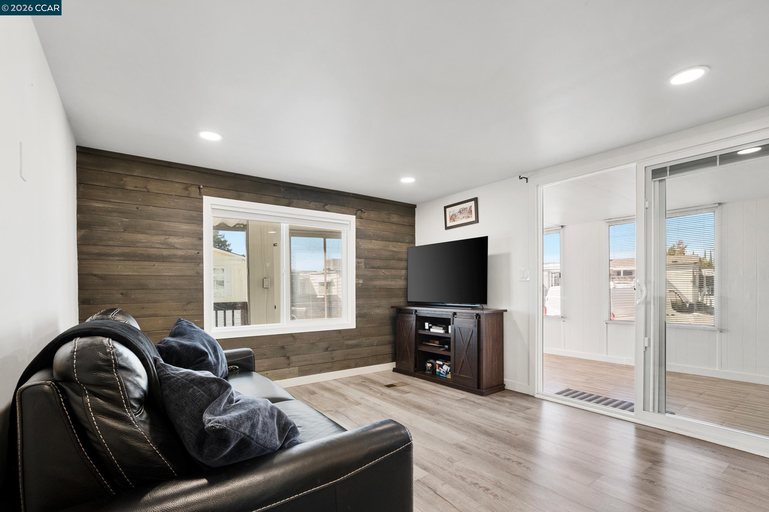 Detail Gallery Image 12 of 35 For 32 Galloway Dr., Concord,  CA 94518 - 1 Beds | 1 Baths