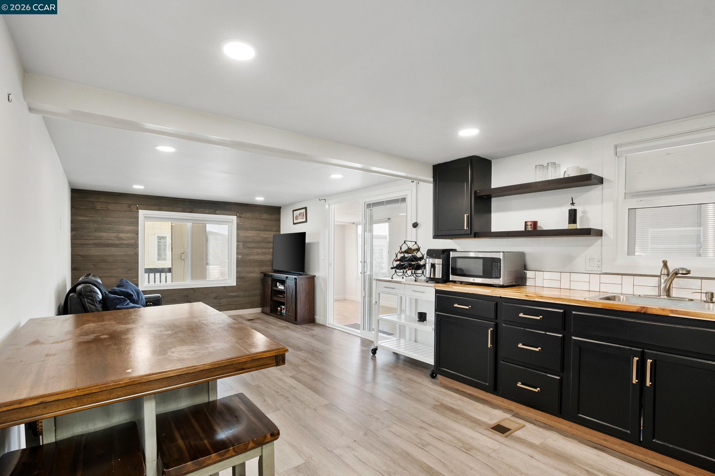 Detail Gallery Image 15 of 35 For 32 Galloway Dr., Concord,  CA 94518 - 1 Beds | 1 Baths