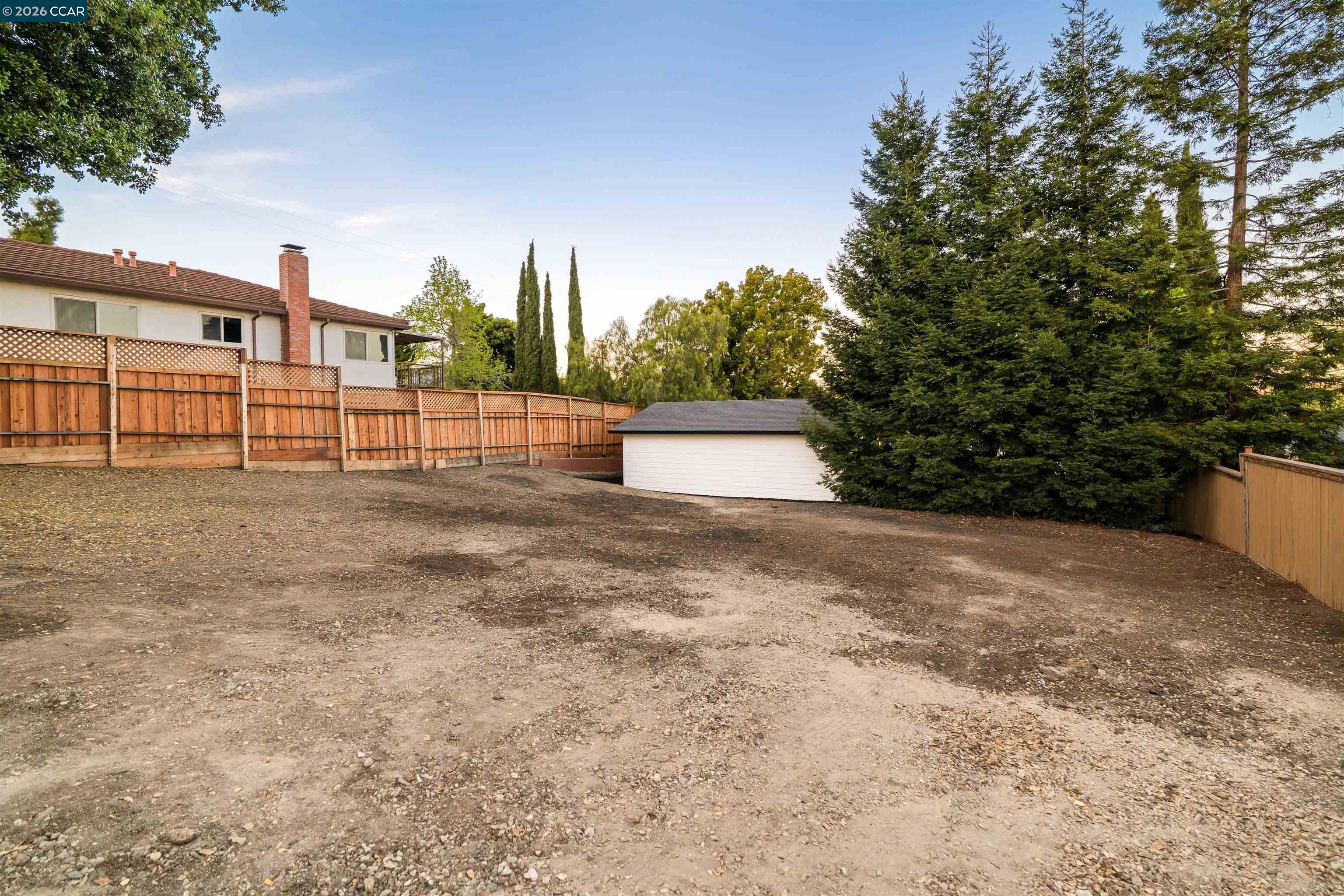 Detail Gallery Image 38 of 46 For 19175 Carlton Ave, Castro Valley,  CA 94546 - 4 Beds | 2/1 Baths