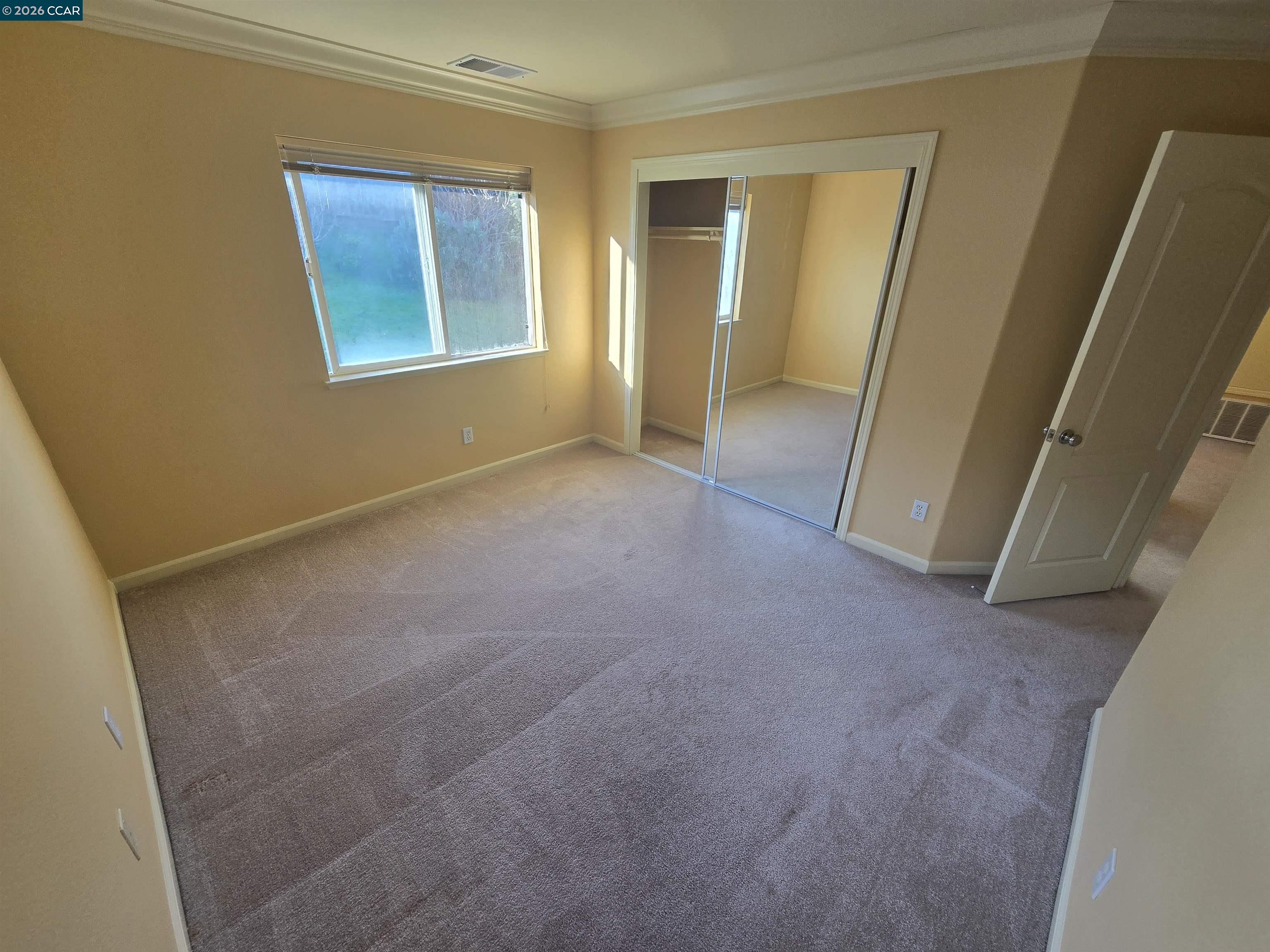 Detail Gallery Image 11 of 23 For 894 Bridgeway Cir, El Sobrante,  CA 94803 - 5 Beds | 3 Baths