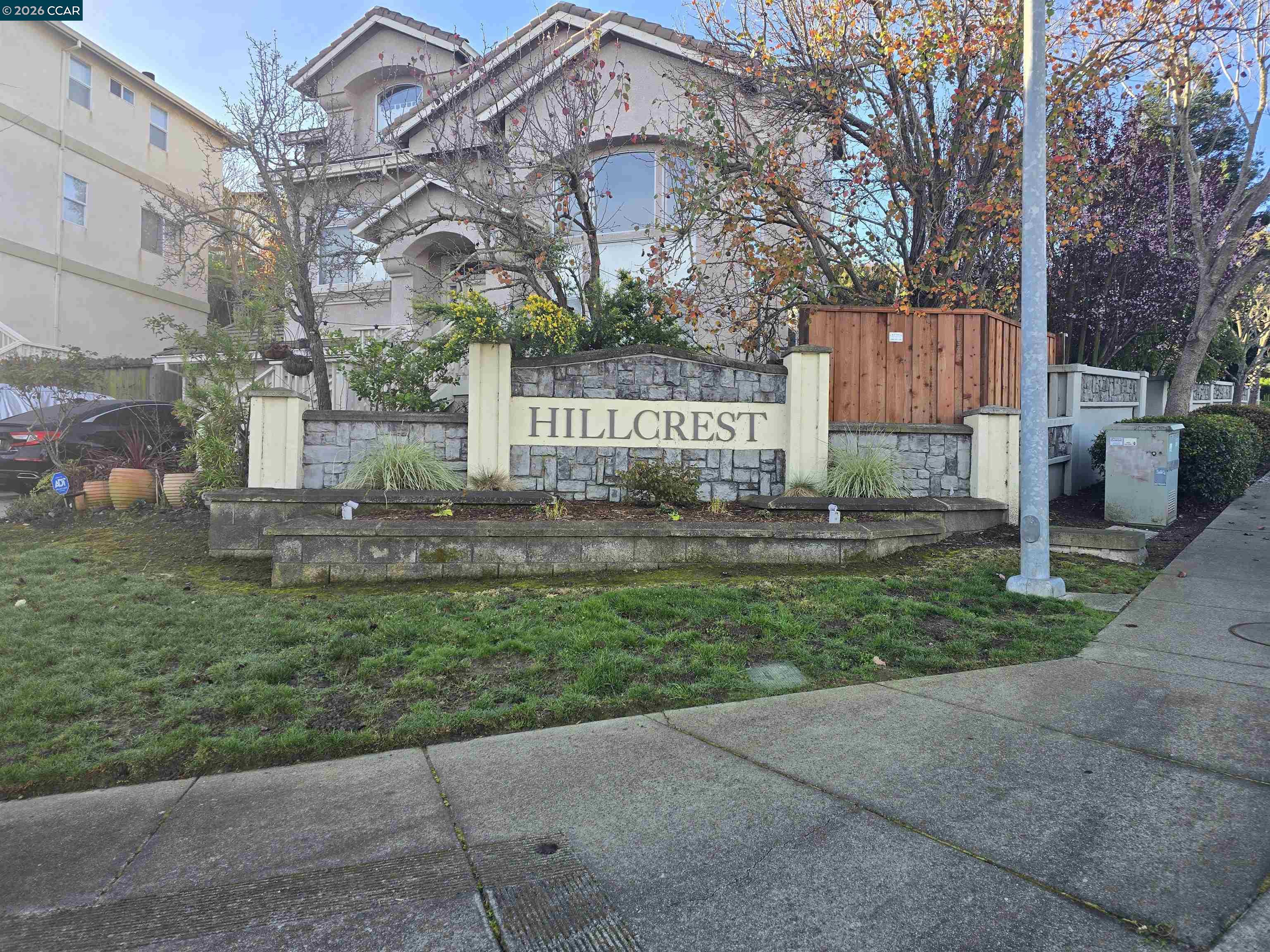 Detail Gallery Image 15 of 23 For 894 Bridgeway Cir, El Sobrante,  CA 94803 - 5 Beds | 3 Baths