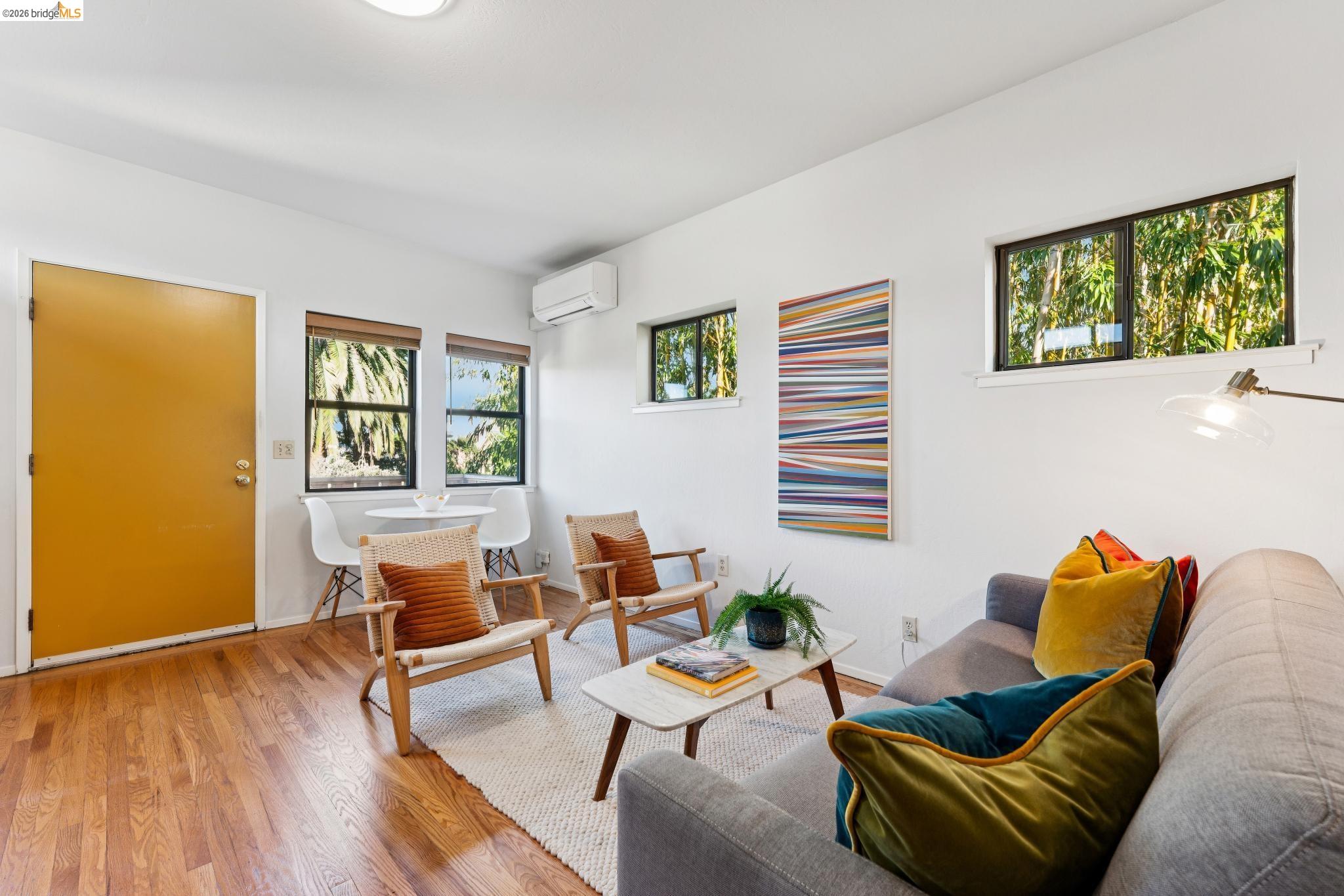 Detail Gallery Image 11 of 24 For 2112 Mckinley Ave #D,  Berkeley,  CA 94703 - 0 Beds | 1 Baths