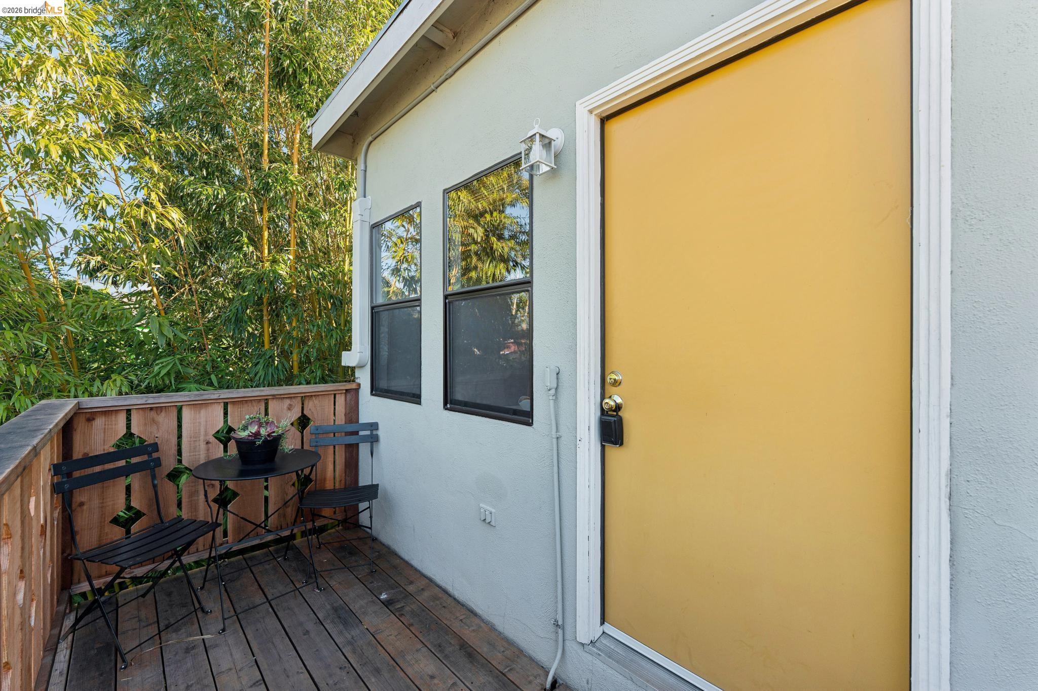 Detail Gallery Image 4 of 24 For 2112 Mckinley Ave #D,  Berkeley,  CA 94703 - 0 Beds | 1 Baths