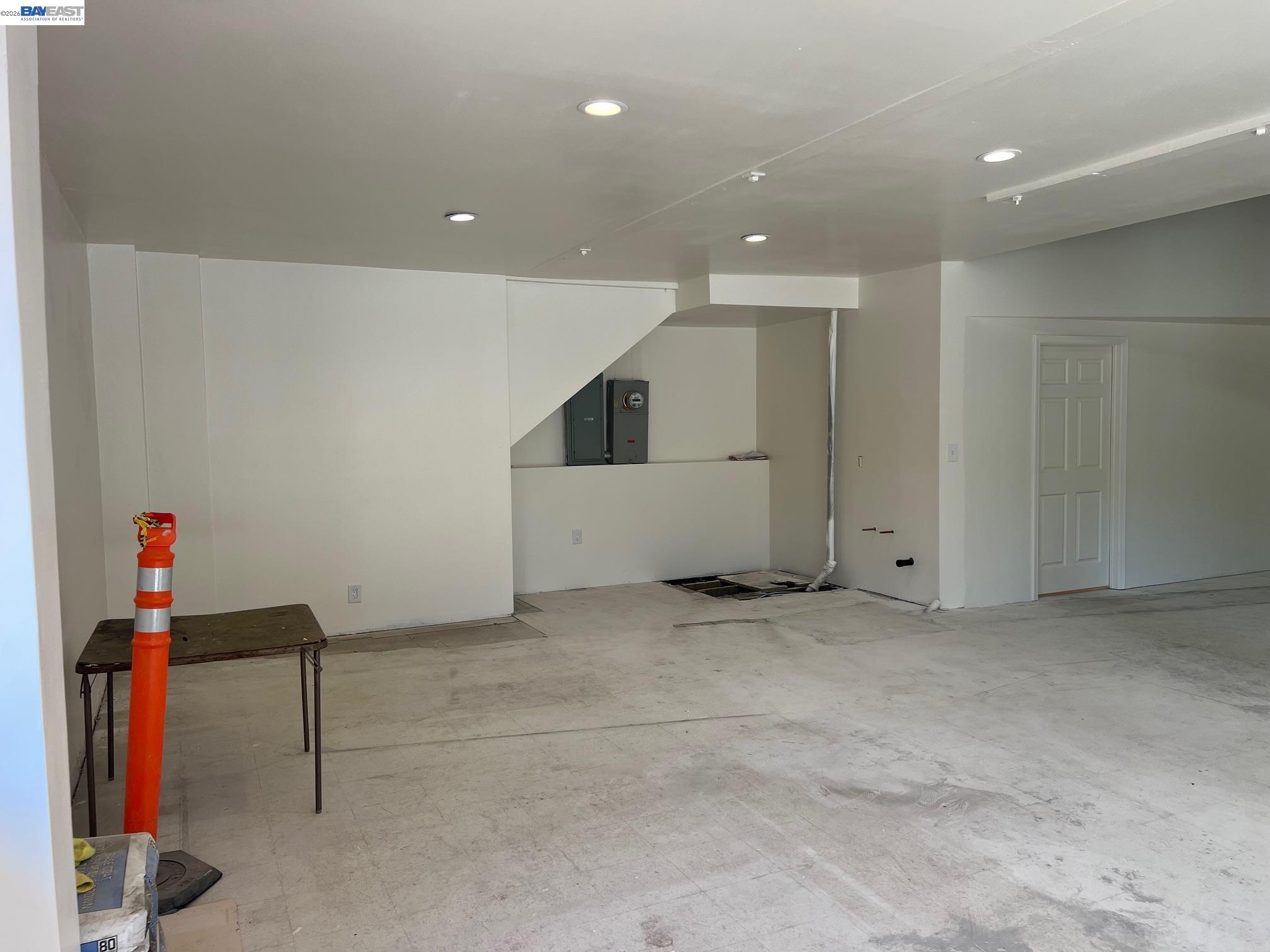 Detail Gallery Image 10 of 22 For 801 Main St, Martinez,  CA 94553 - – Beds | – Baths